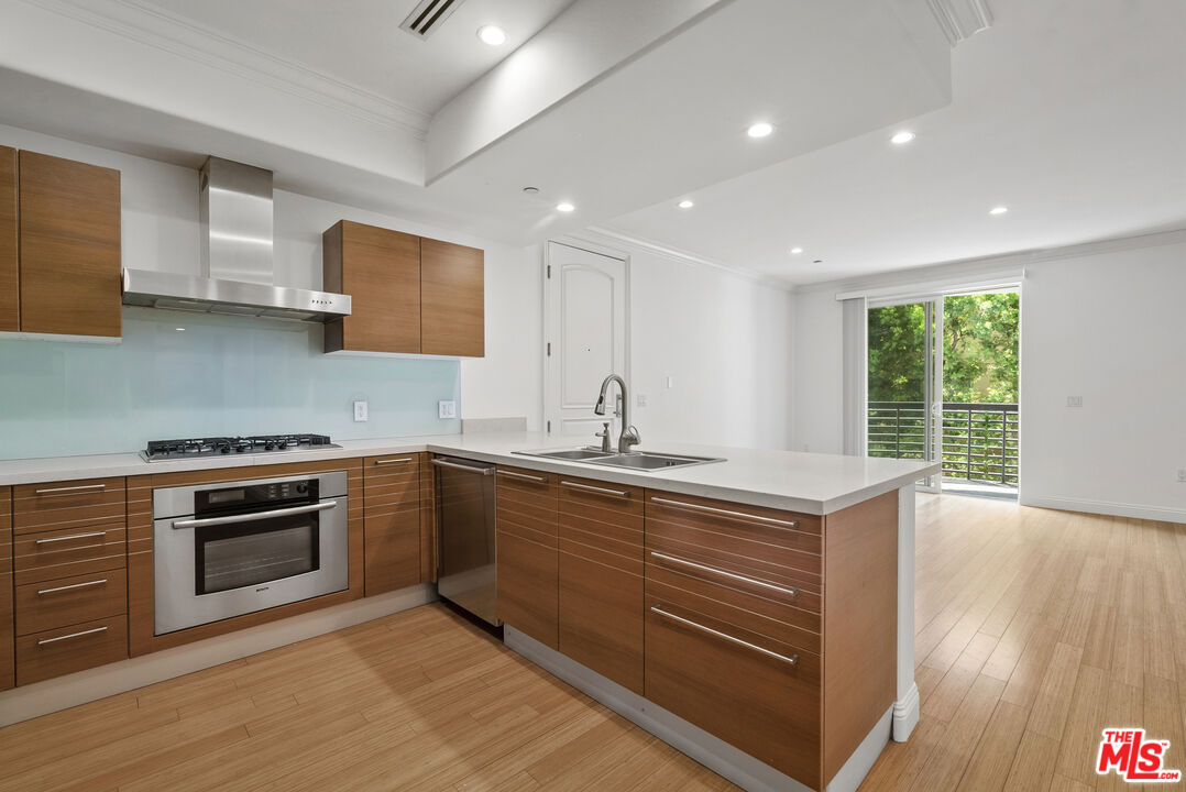 1283 Havenhurst Dr Unit: 204
