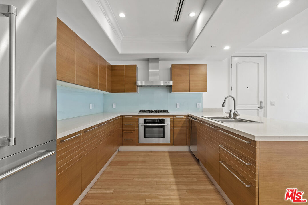 1283 Havenhurst Dr Unit: 204