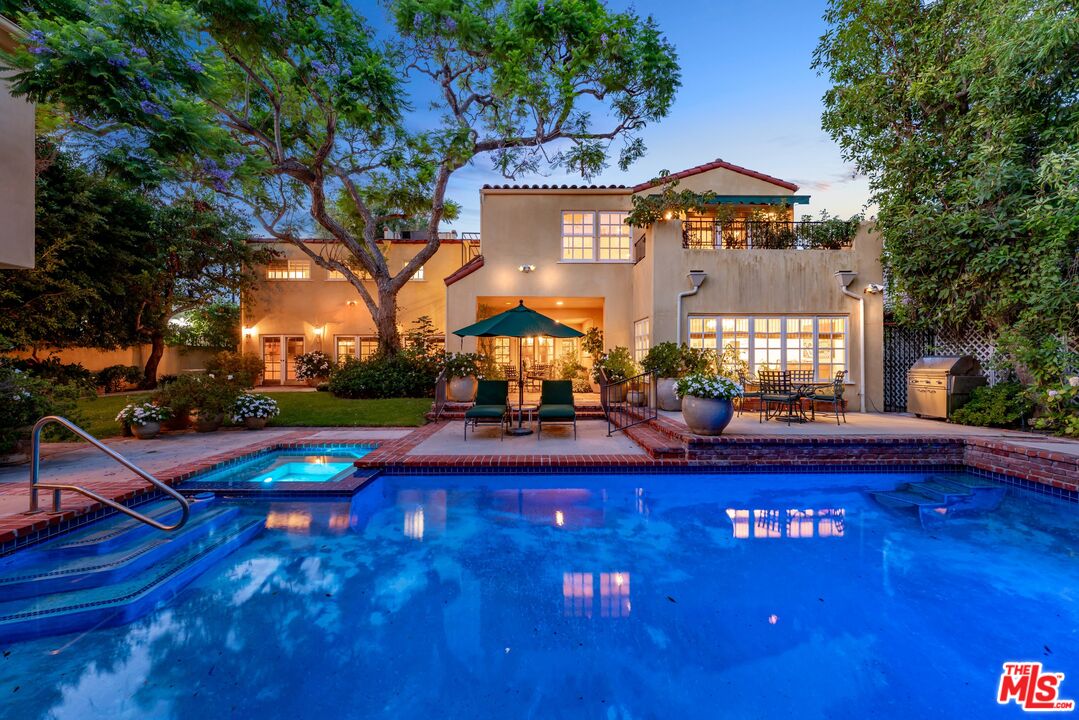 607 N Linden Dr