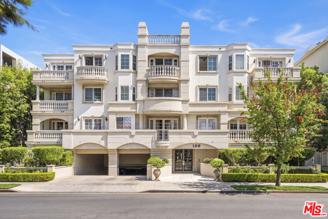 128 N Swall Dr Unit: 108