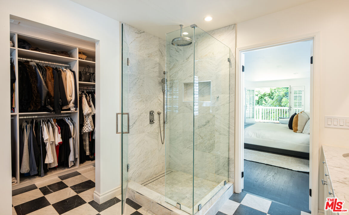 14030 Roblar Rd