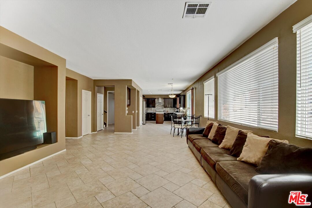 9071 Evonvale Dr