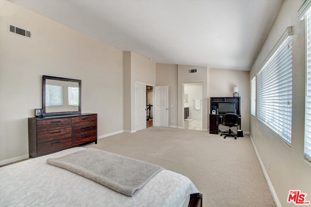 9071 Evonvale Dr