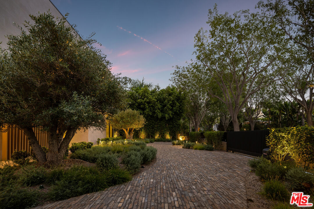 510 N Alpine Dr