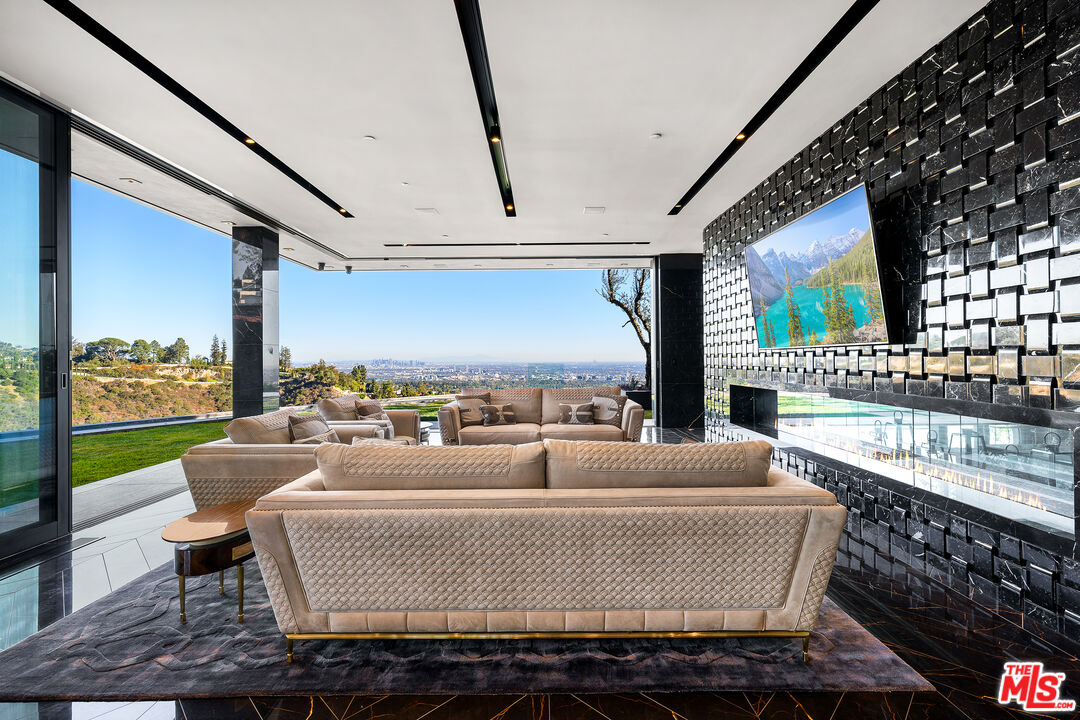 1200 Bel Air Rd