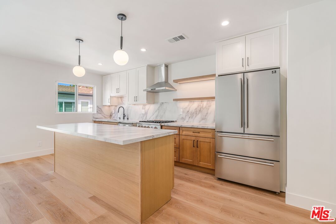 7968 Norton Ave Unit: 2