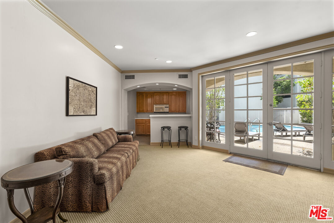 128 N Swall Dr Unit: 108
