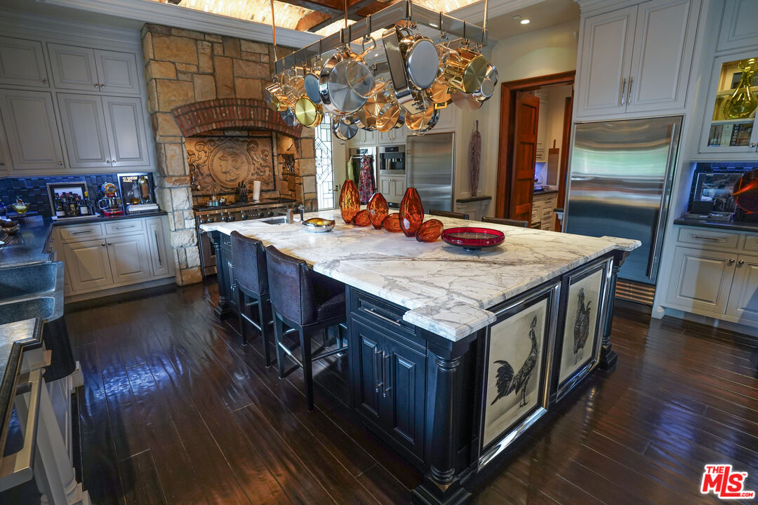 1407 Davies Dr