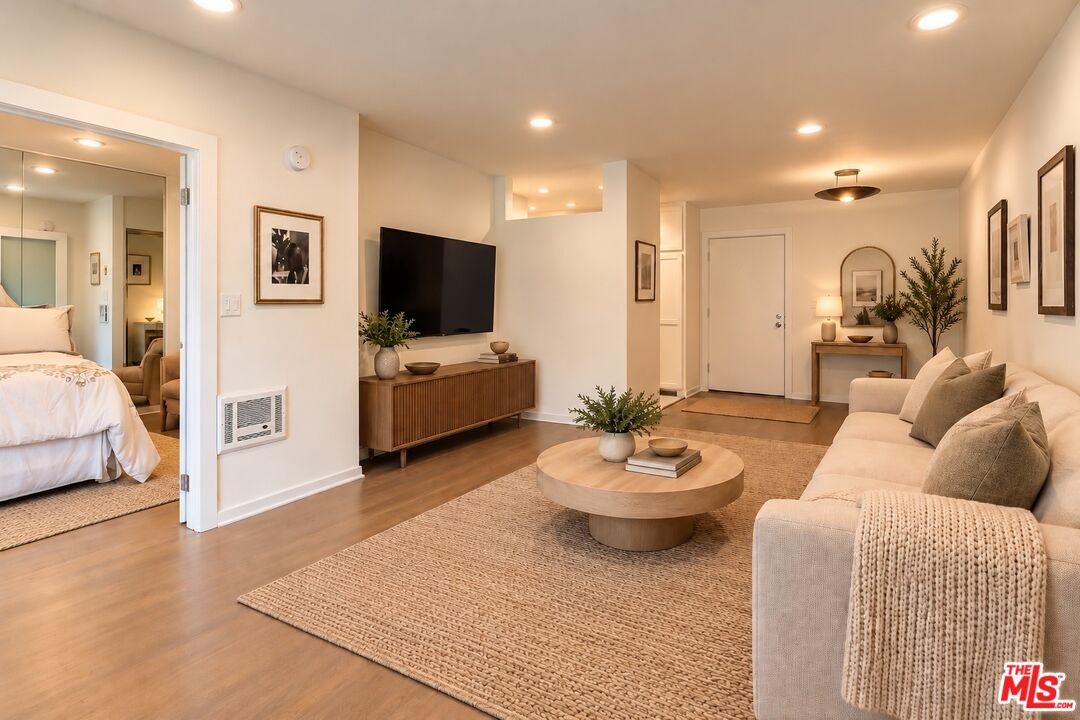 1222 N Olive Dr Unit: 103
