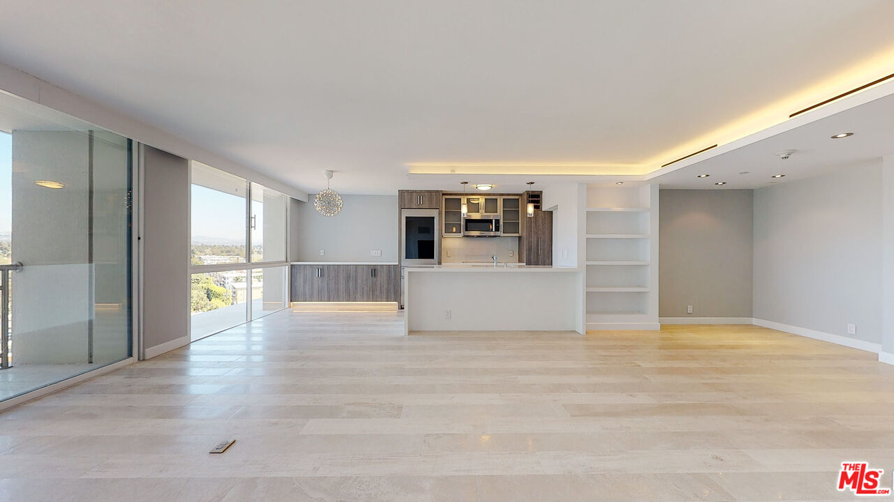 201 Ocean Ave Unit: 1405P