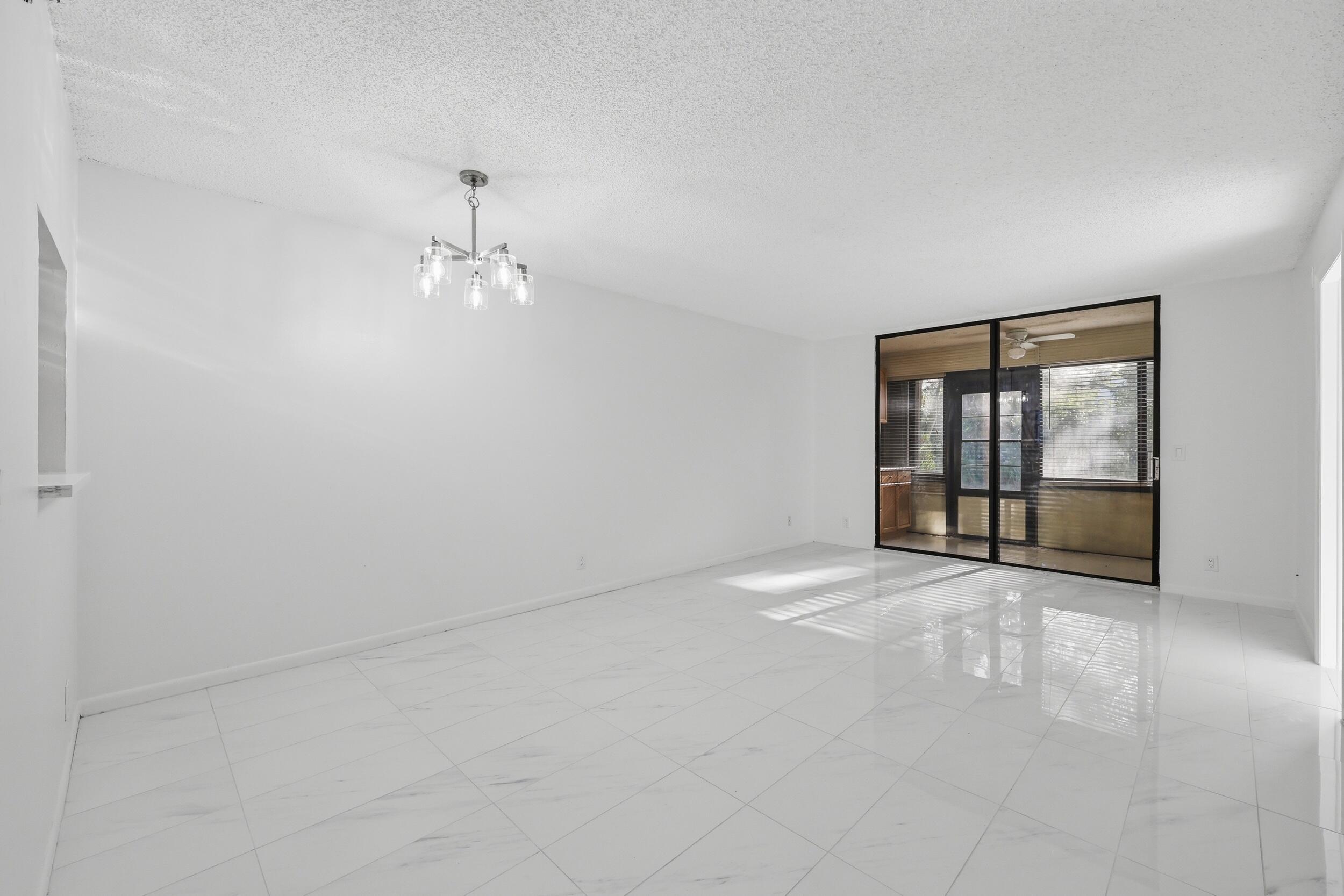 4700 Lucerne Lakes Boulevard W 103