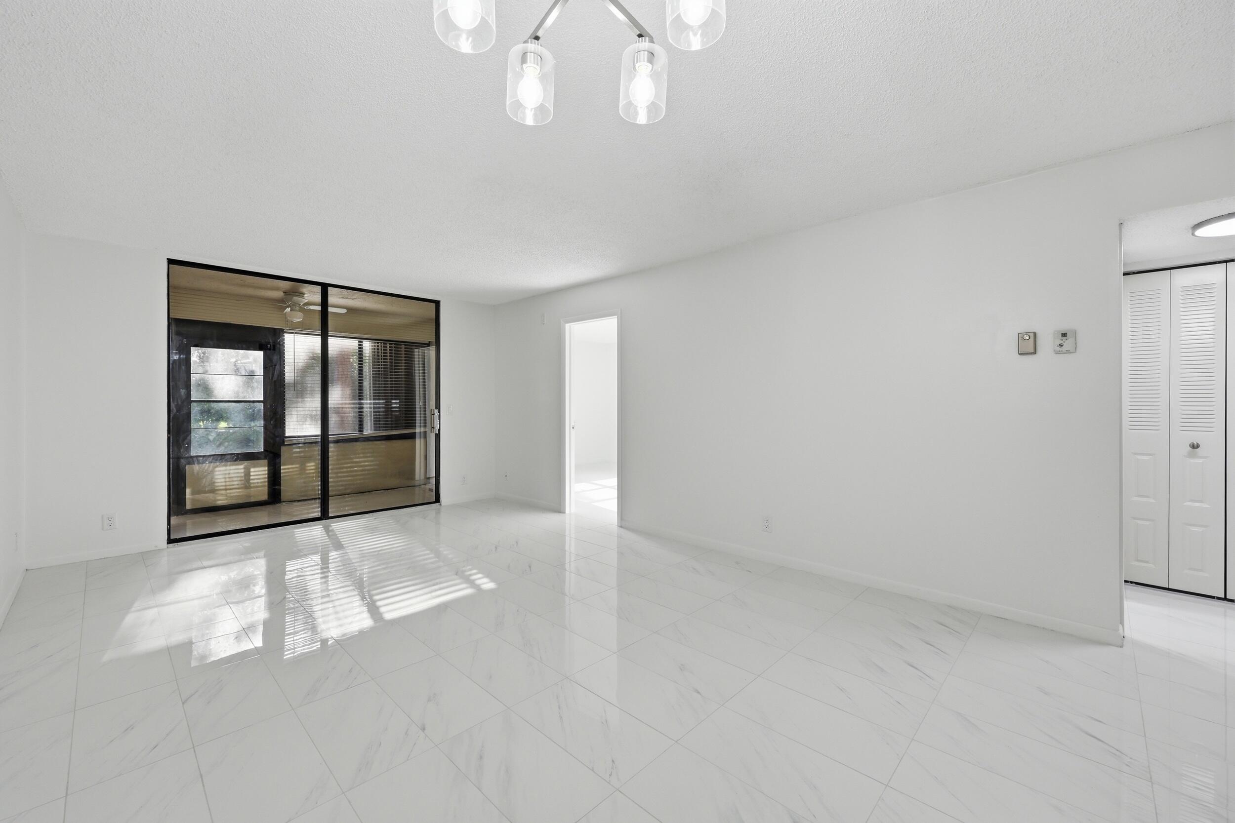 4700 Lucerne Lakes Boulevard W 103