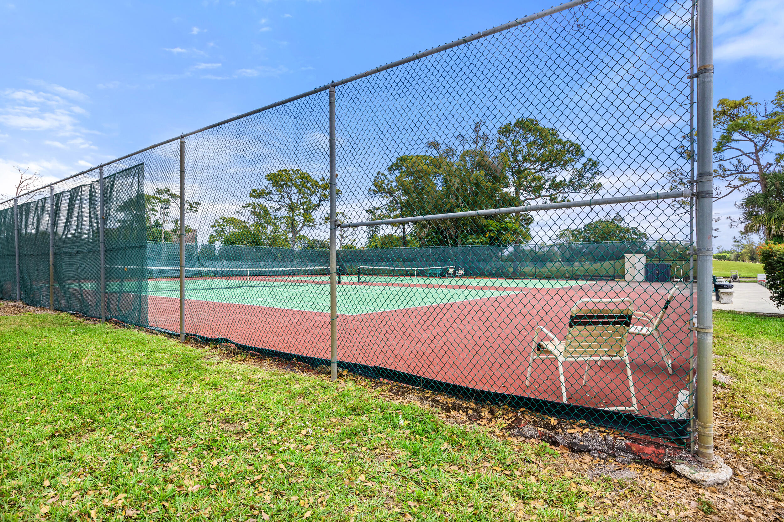 4700 Lucerne Lakes Boulevard W 103