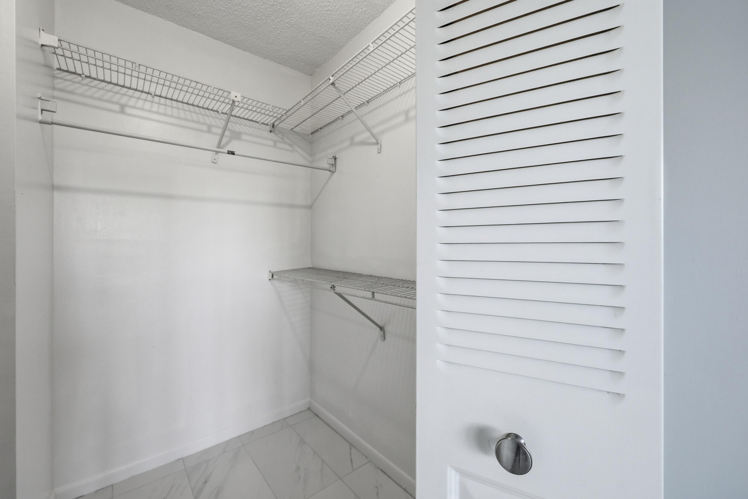 4700 Lucerne Lakes Boulevard W 103