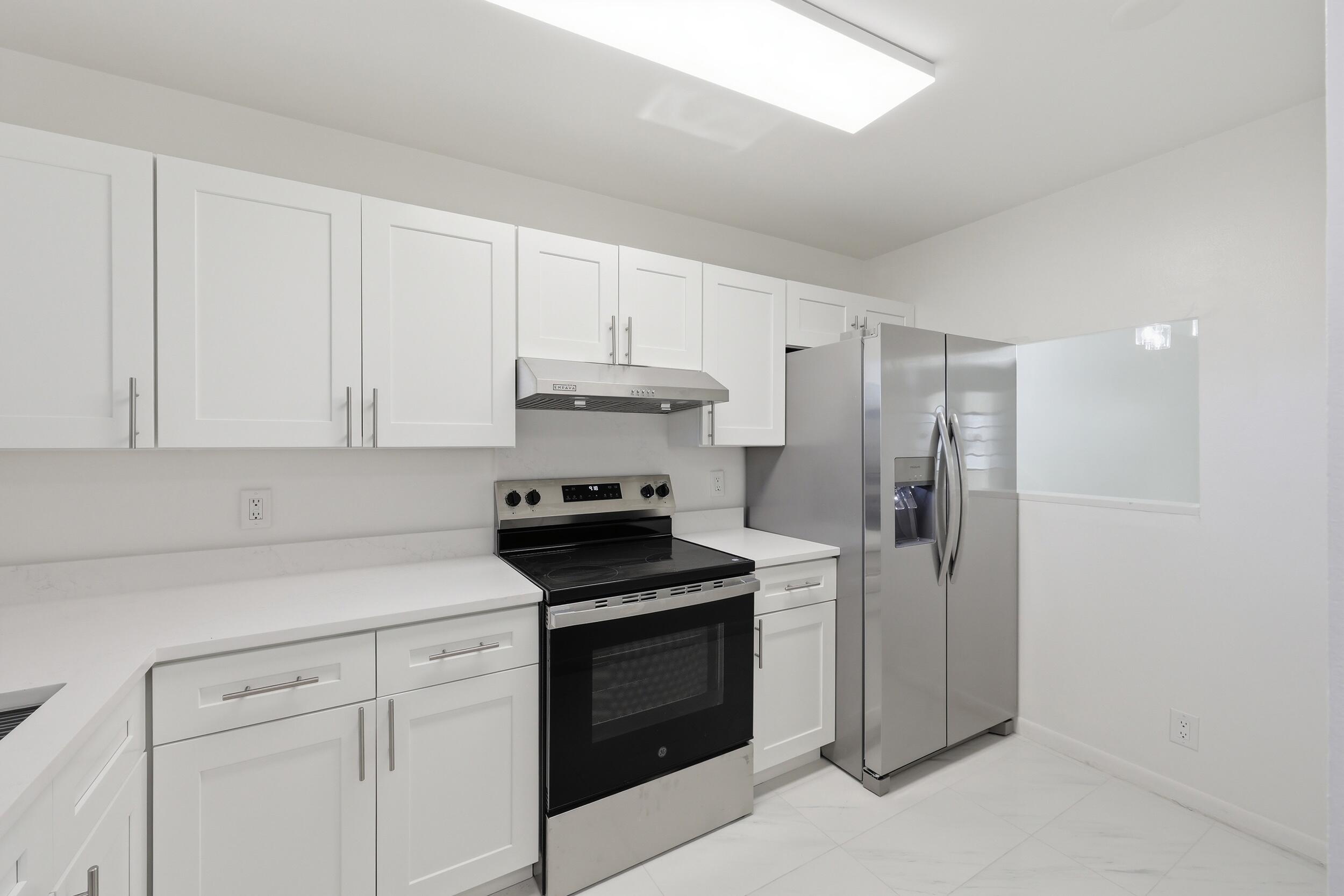 4700 Lucerne Lakes Boulevard W 103