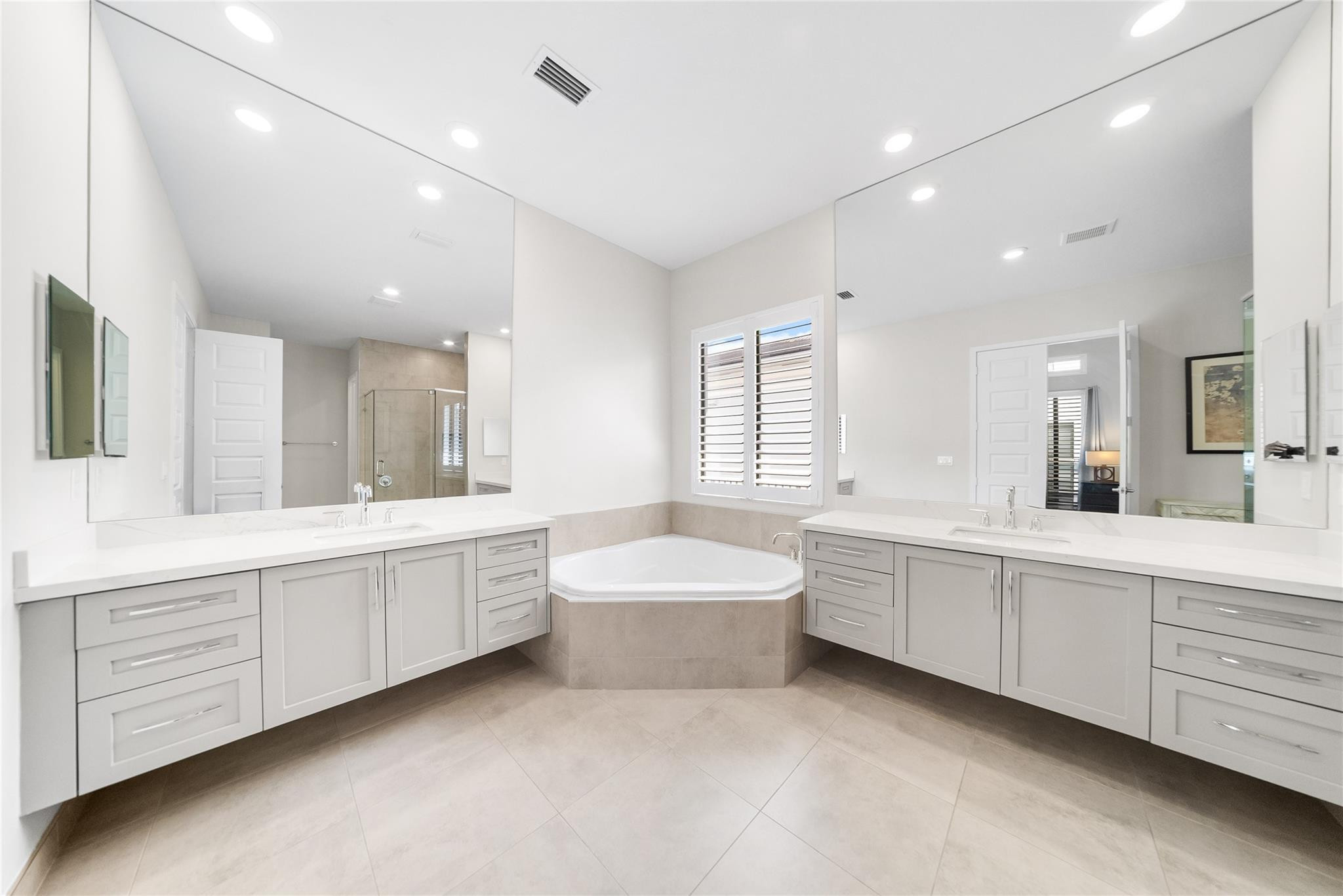 10490 Mira Vista Drive