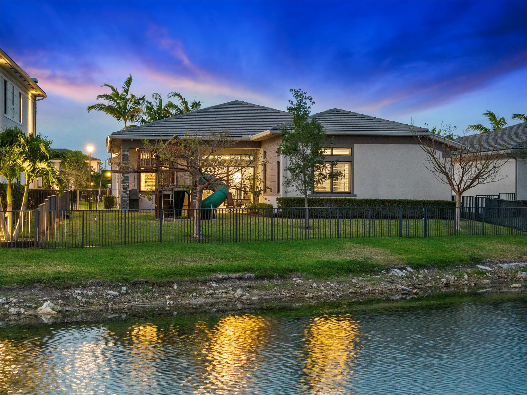 10490 Mira Vista Drive