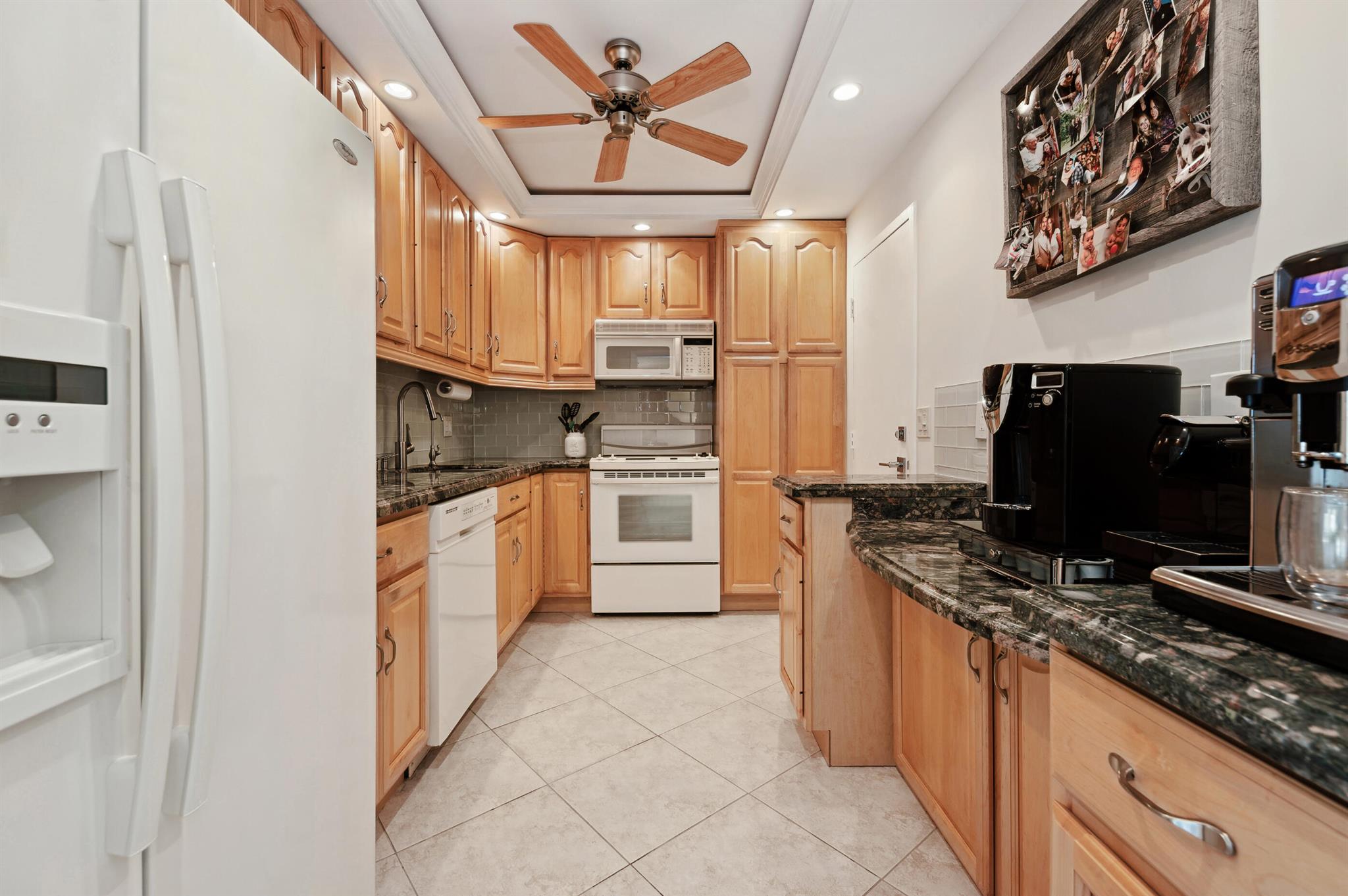 555 SE 6th Avenue 7e