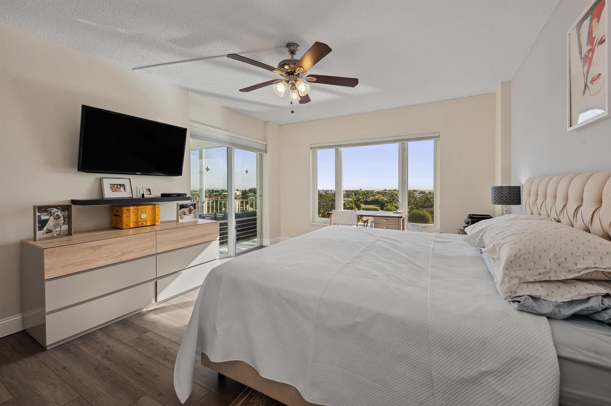 555 SE 6th Avenue 7e