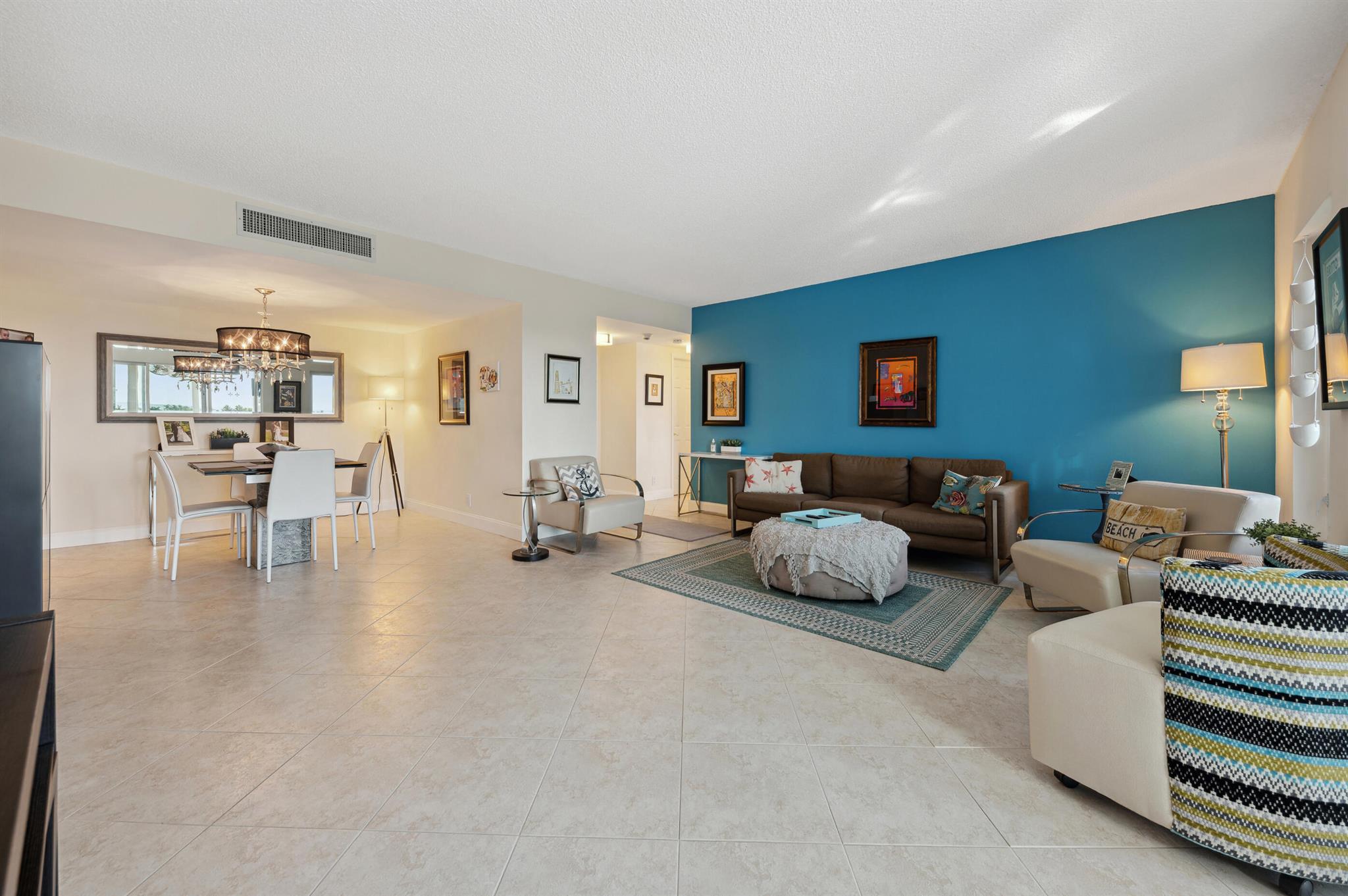 555 SE 6th Avenue 7e