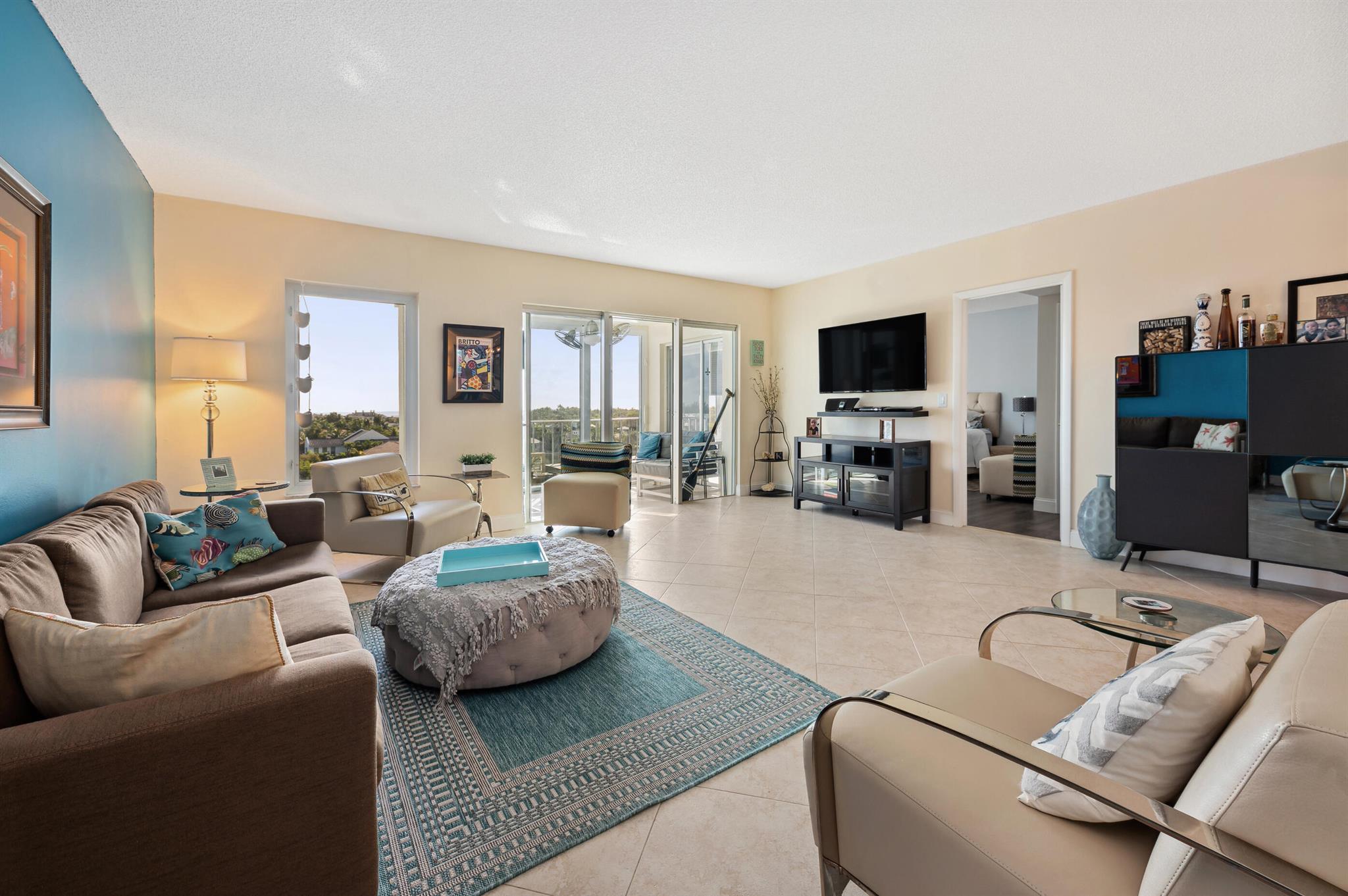 555 SE 6th Avenue 7e