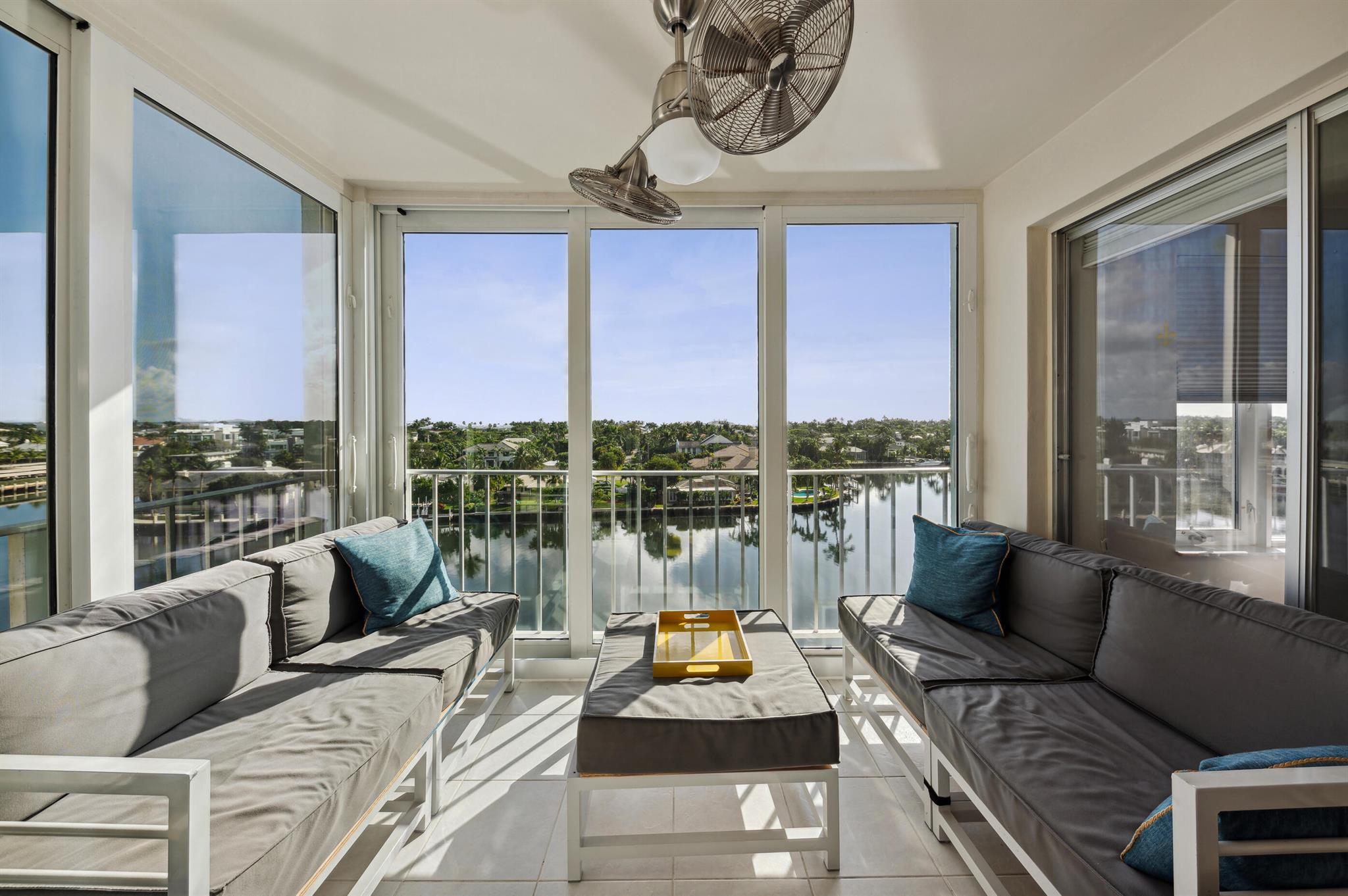 555 SE 6th Avenue 7e