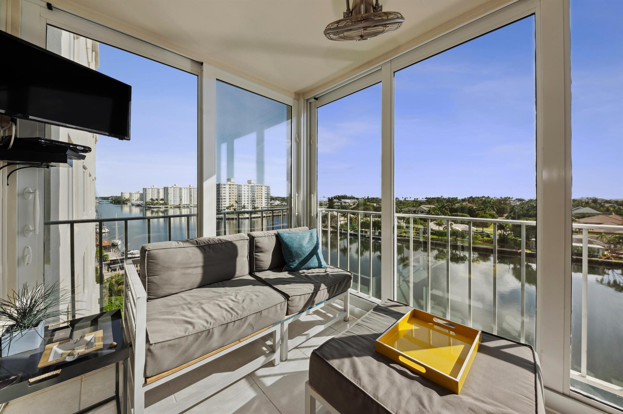 555 SE 6th Avenue 7e