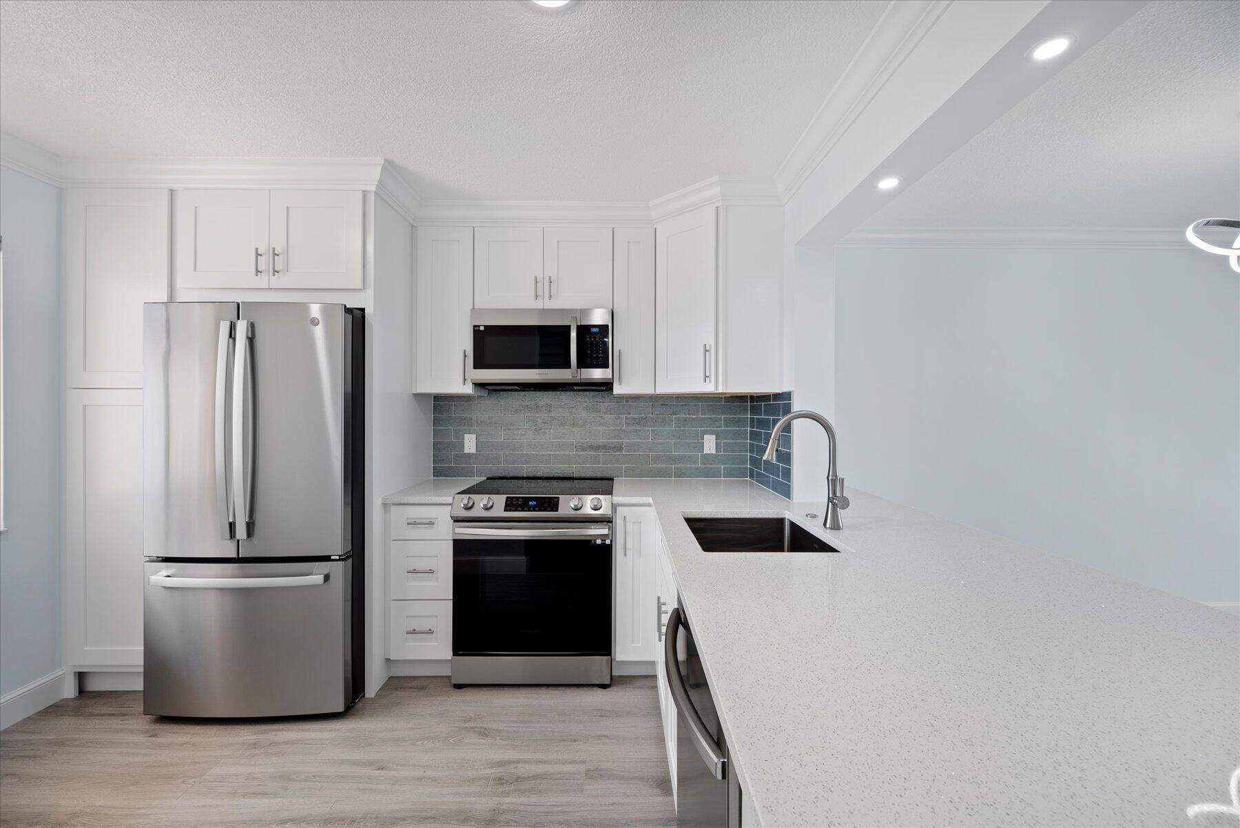 14307 Bedford Drive 404