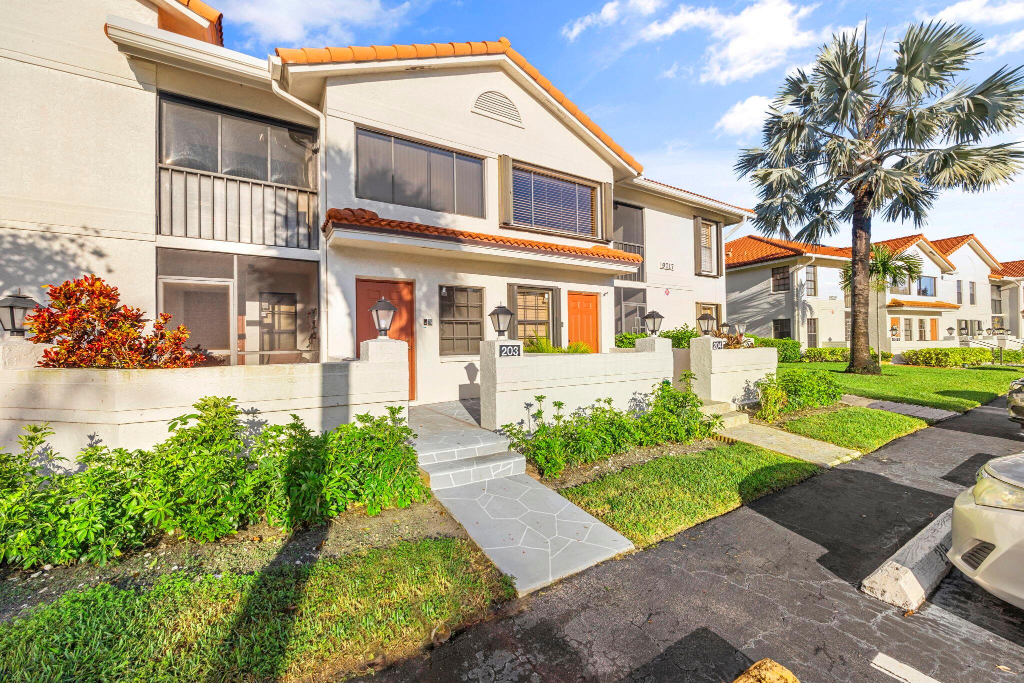 9717 Sills Drive E 203