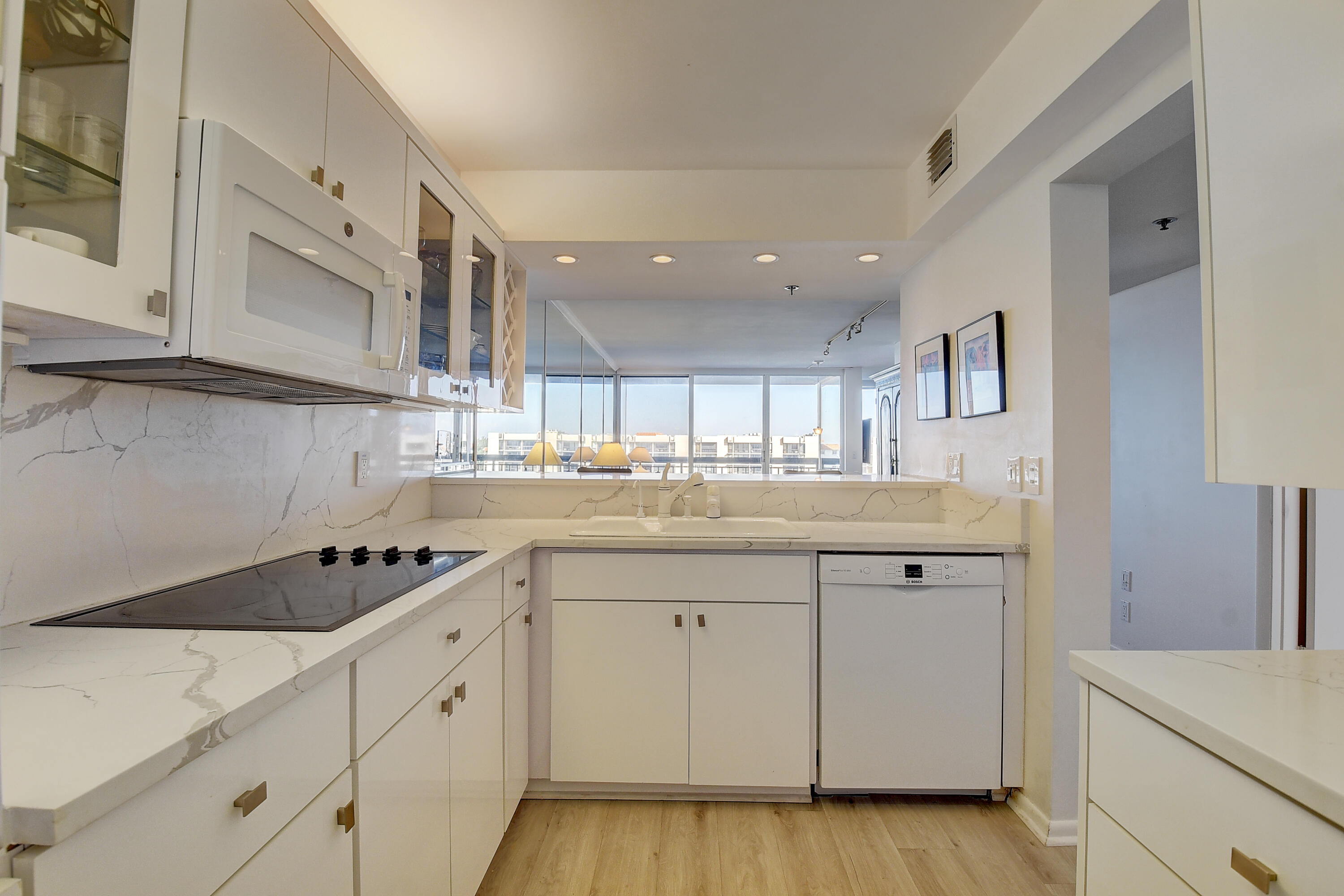 2687 N Ocean Boulevard 702-G