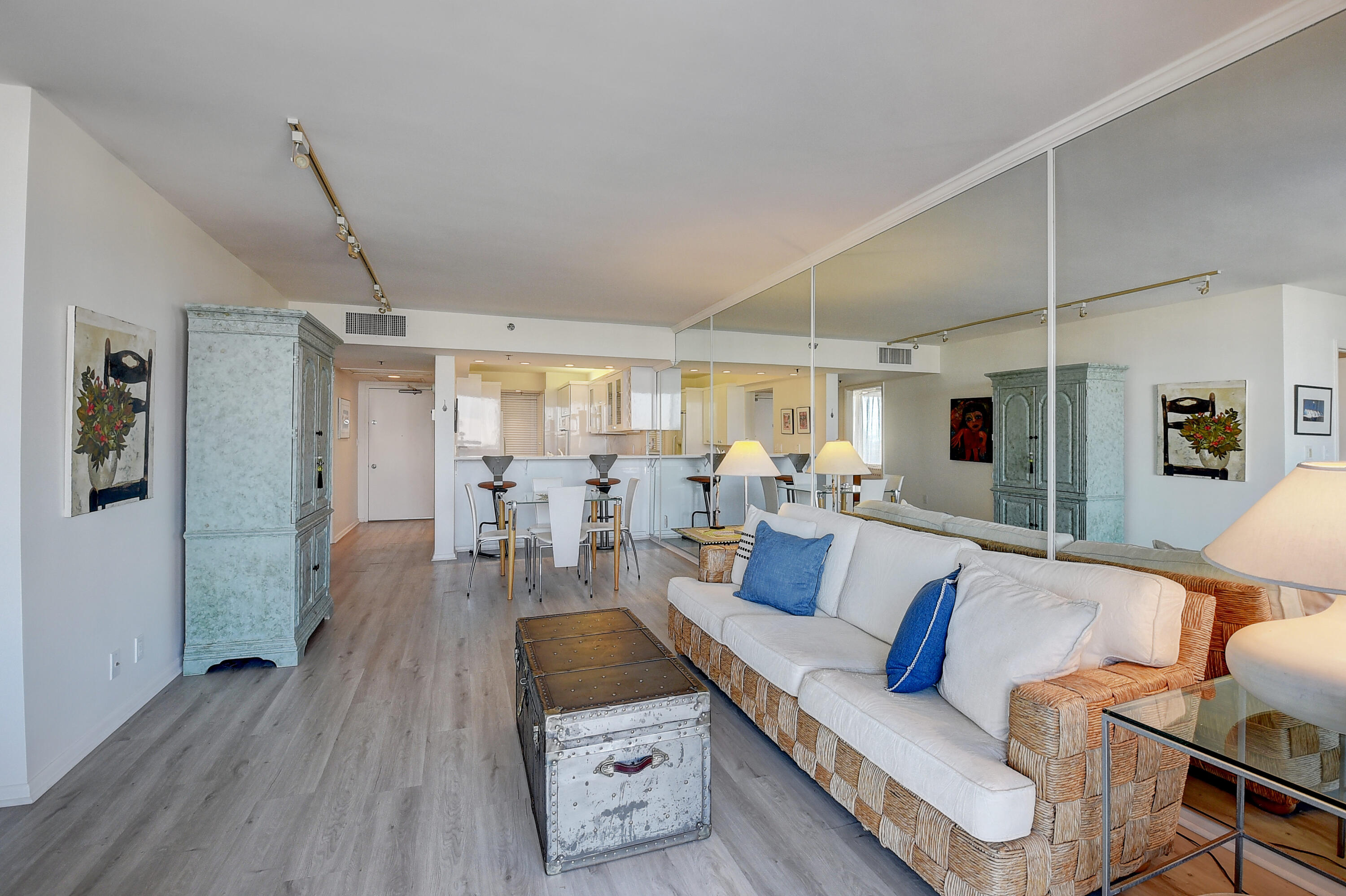 2687 N Ocean Boulevard 702-G