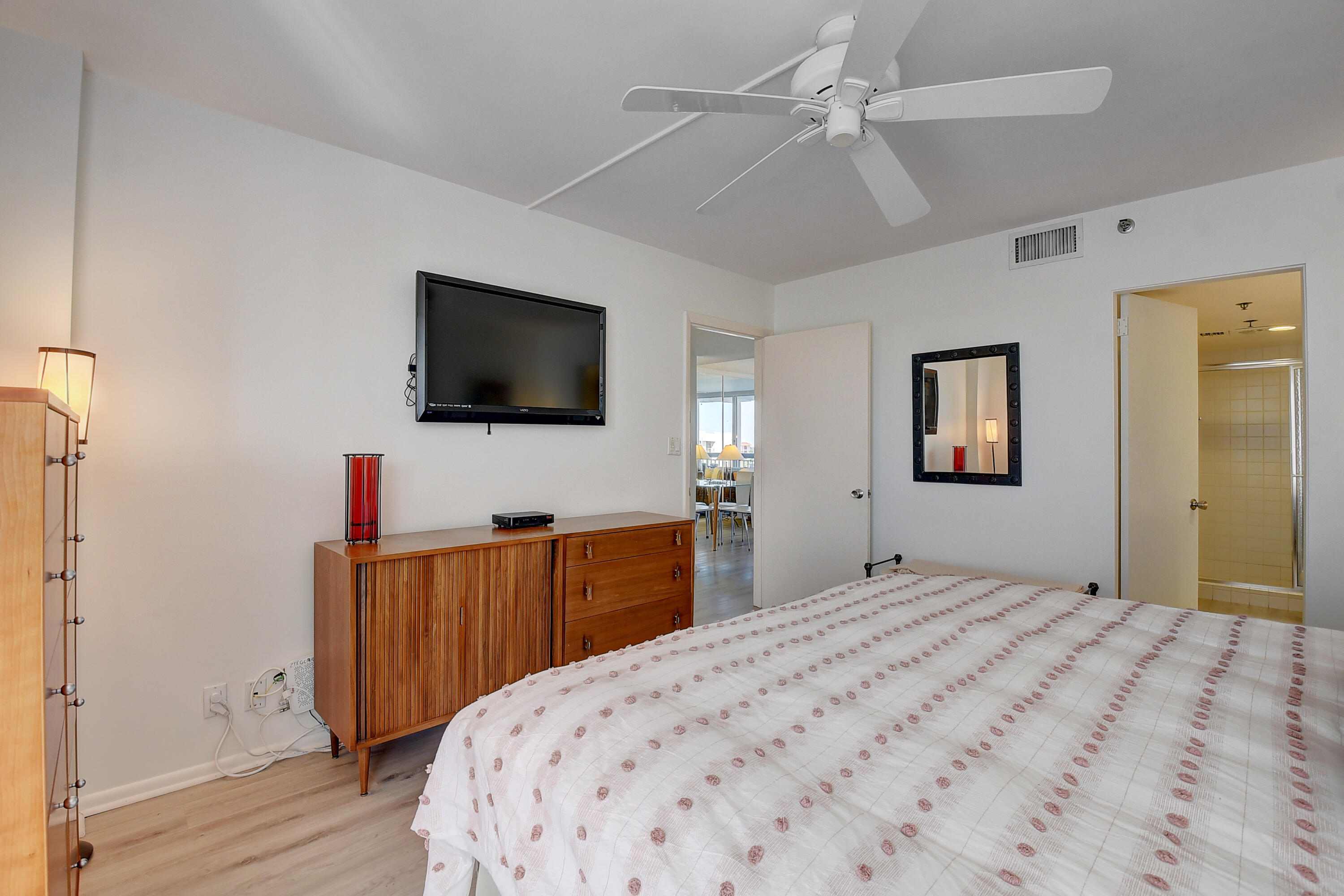 2687 N Ocean Boulevard 702-G