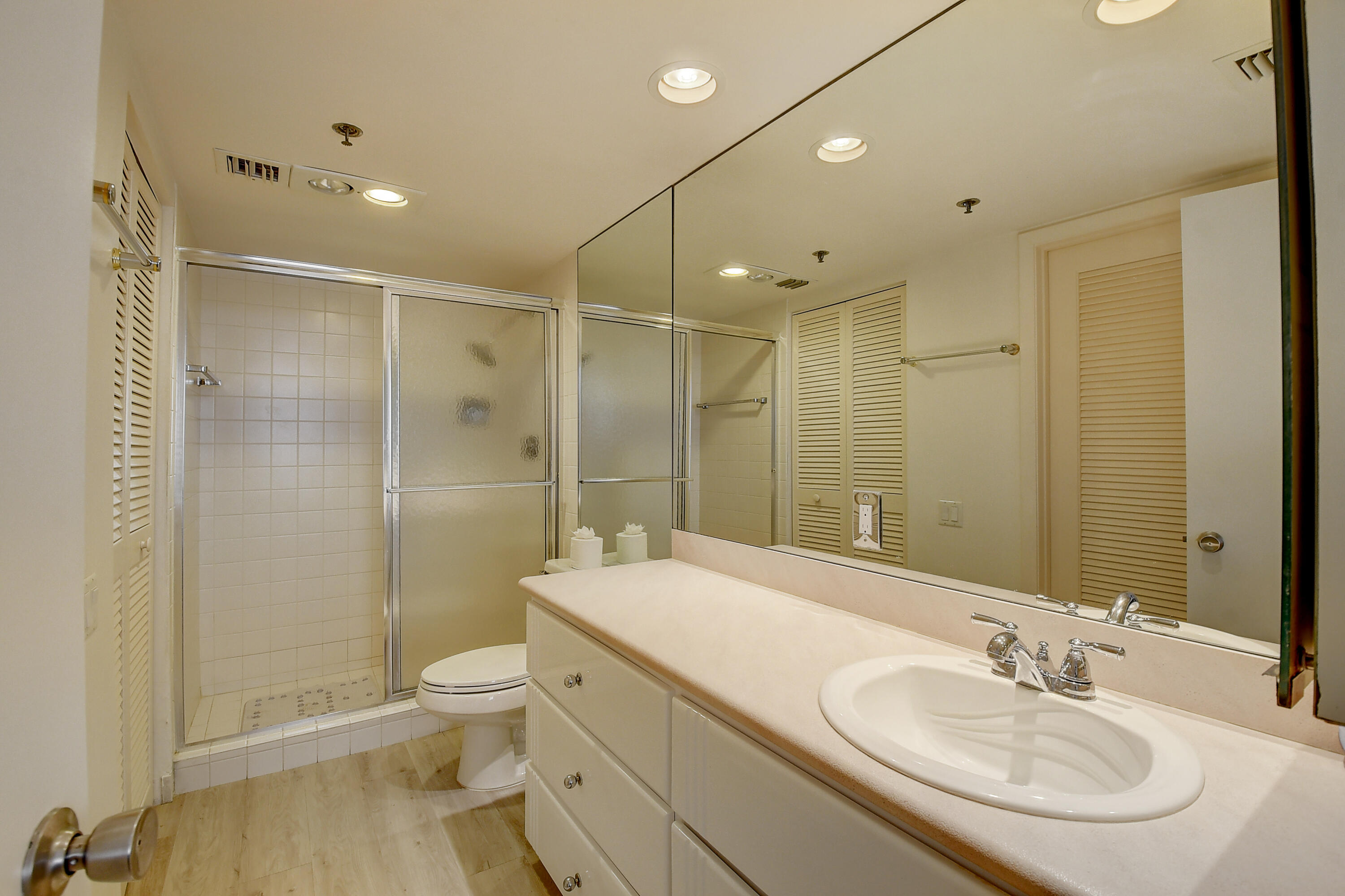 2687 N Ocean Boulevard 702-G