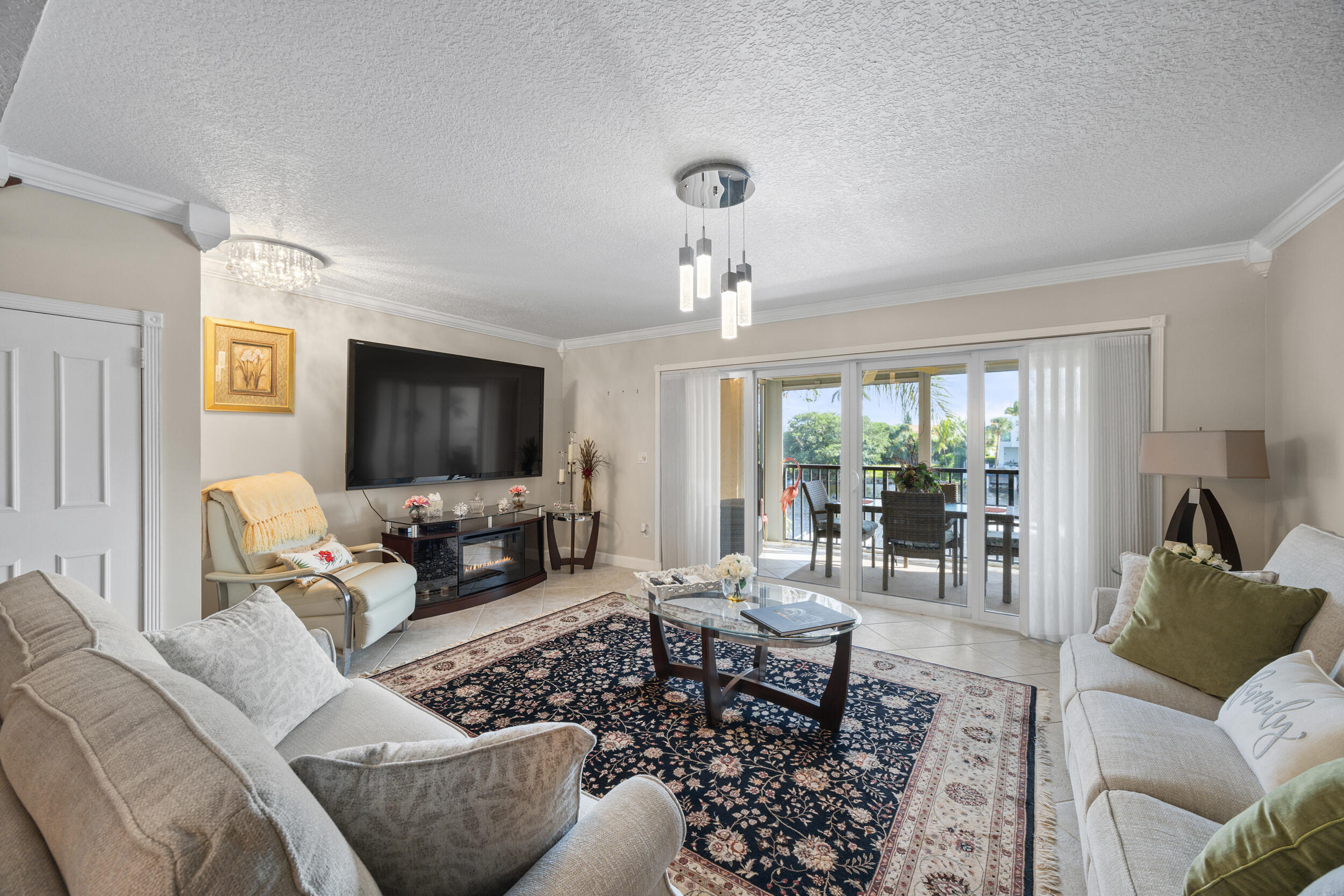 210 Captains Walk 710