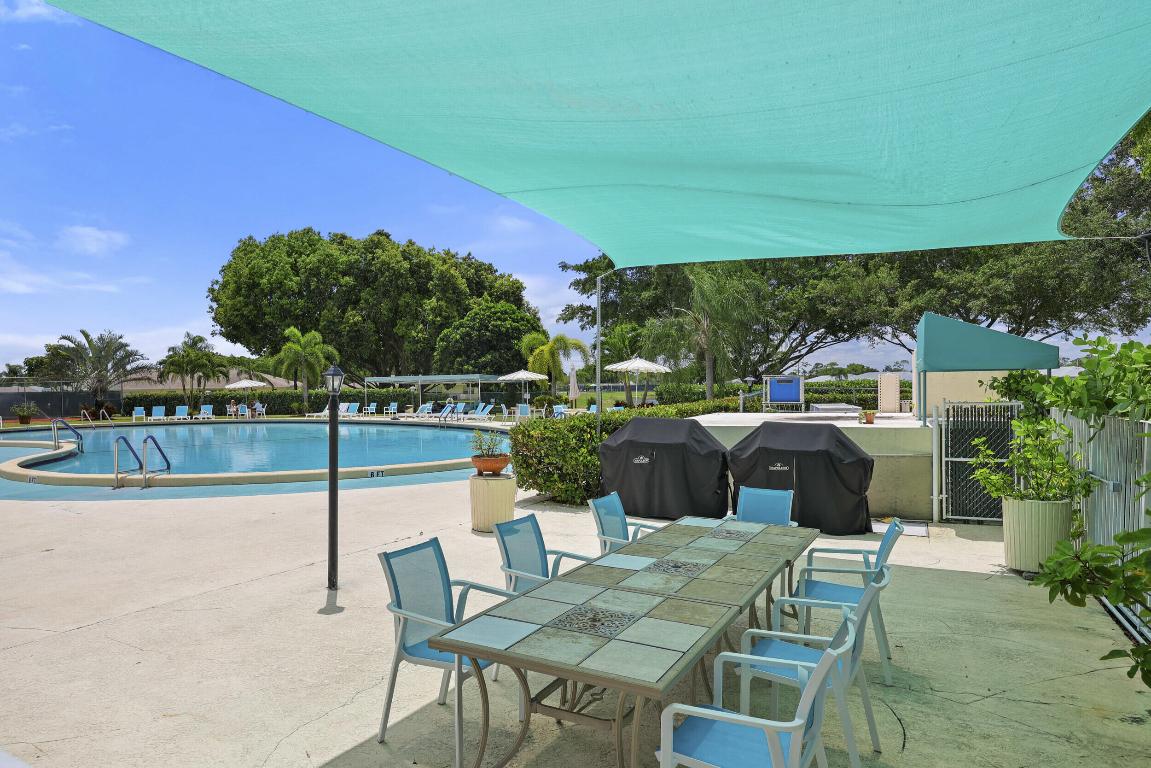 5162 Lakefront Boulevard B