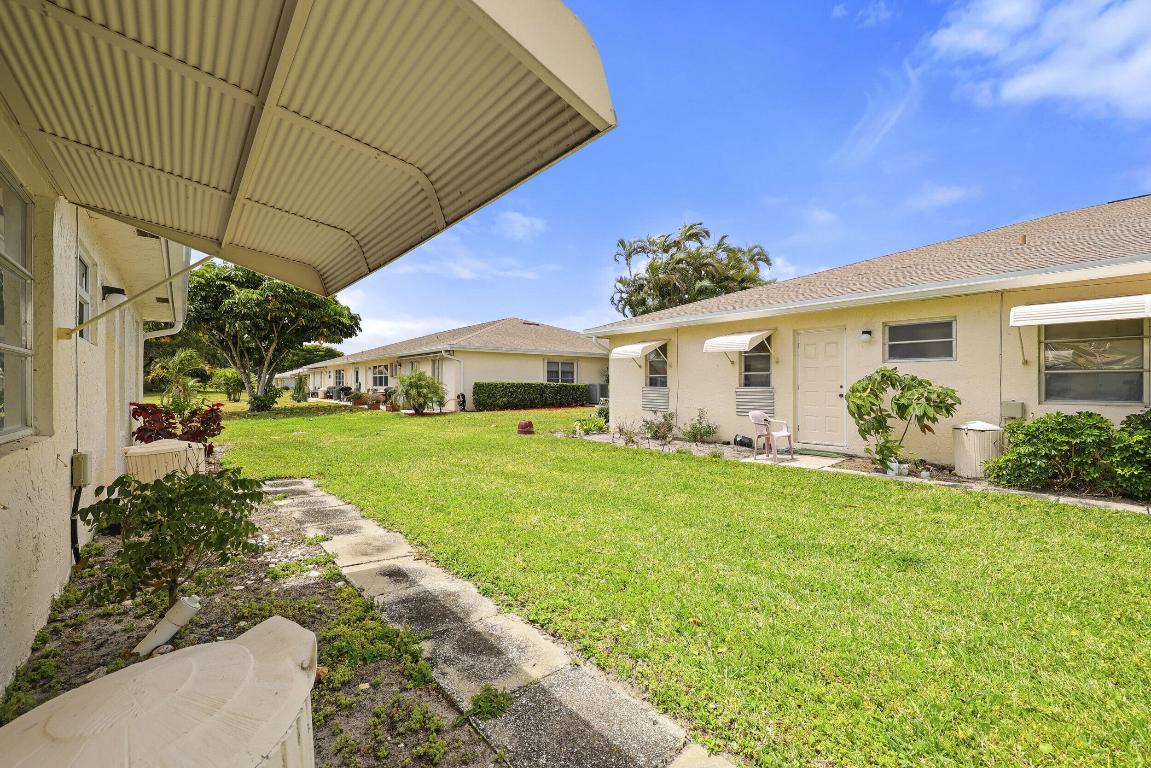 5162 Lakefront Boulevard B