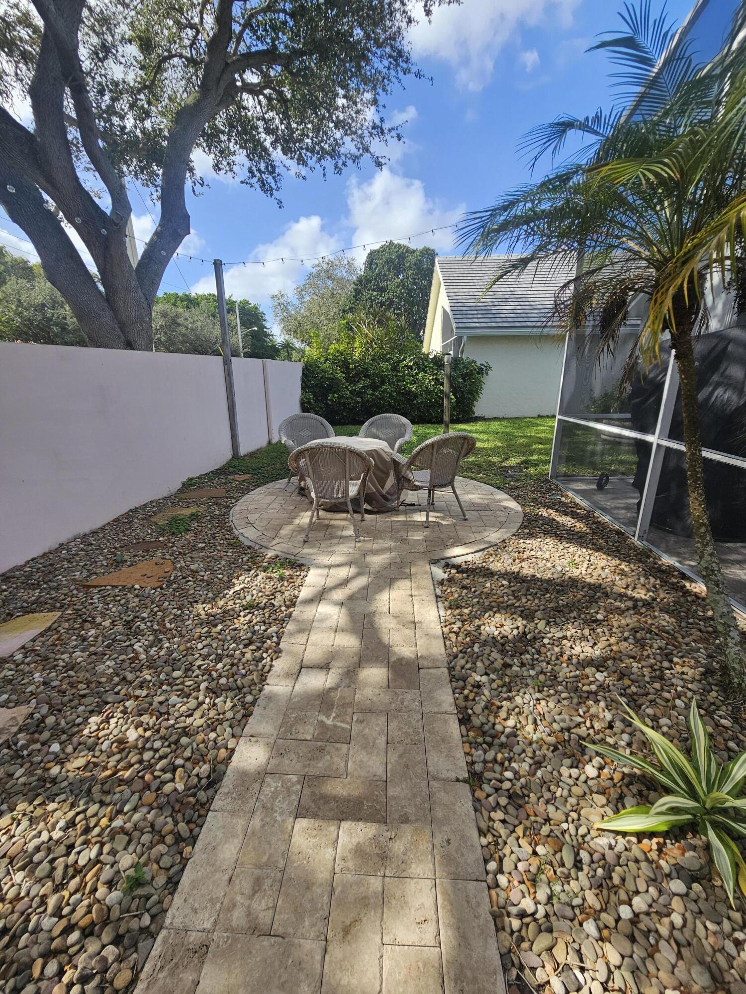 2053 Normandy Circle