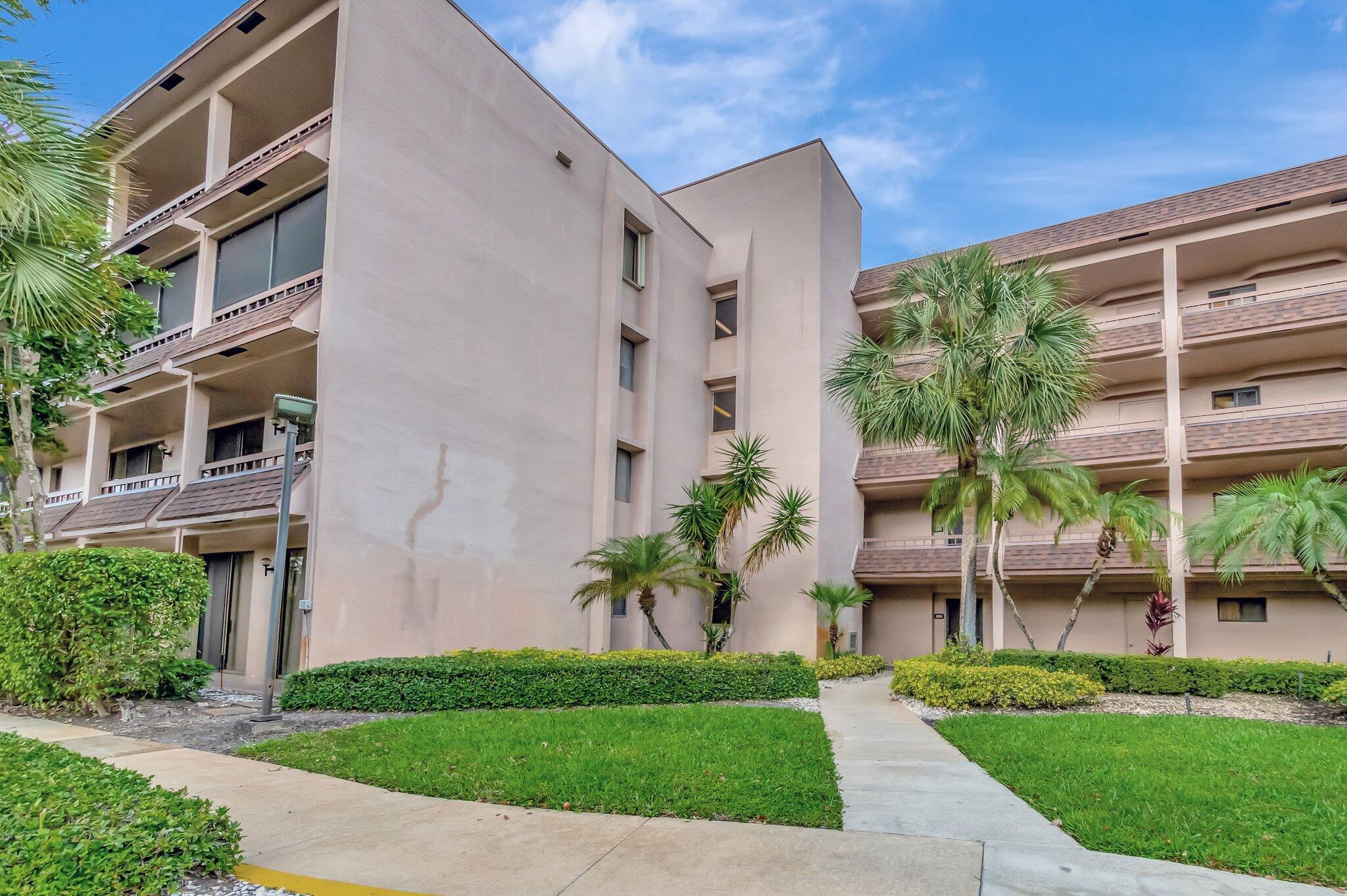 4770 Fountains Drive S 307