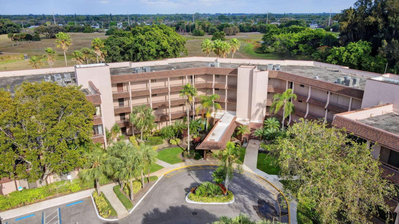 4770 Fountains Drive S 307