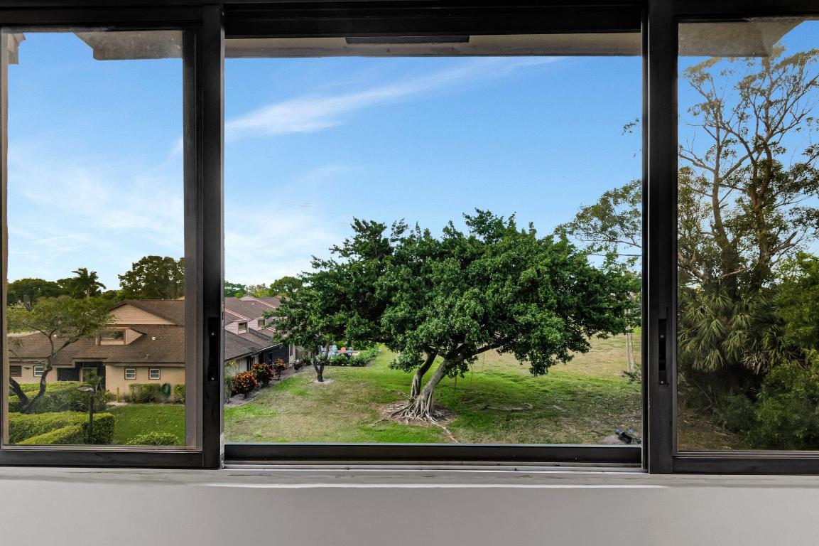 4770 Fountains Drive S 307