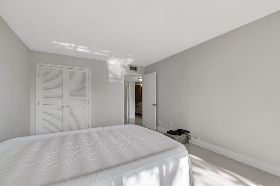 4770 Fountains Drive S 307