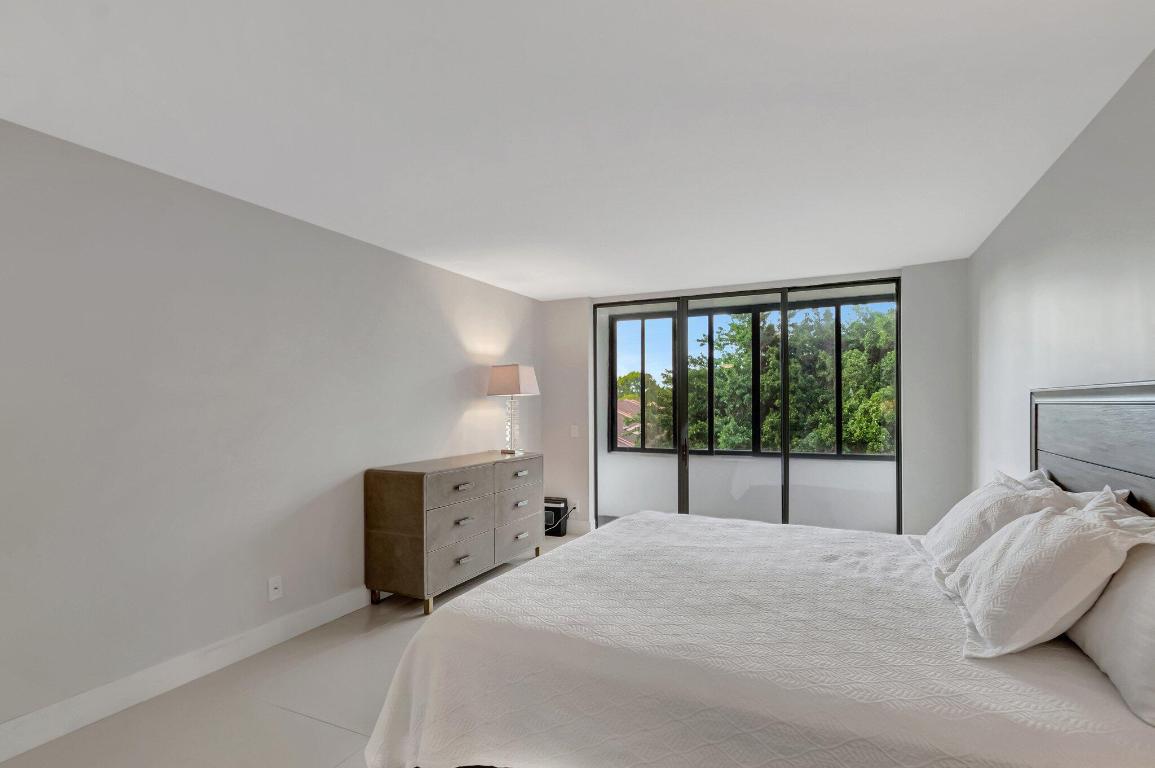 4770 Fountains Drive S 307