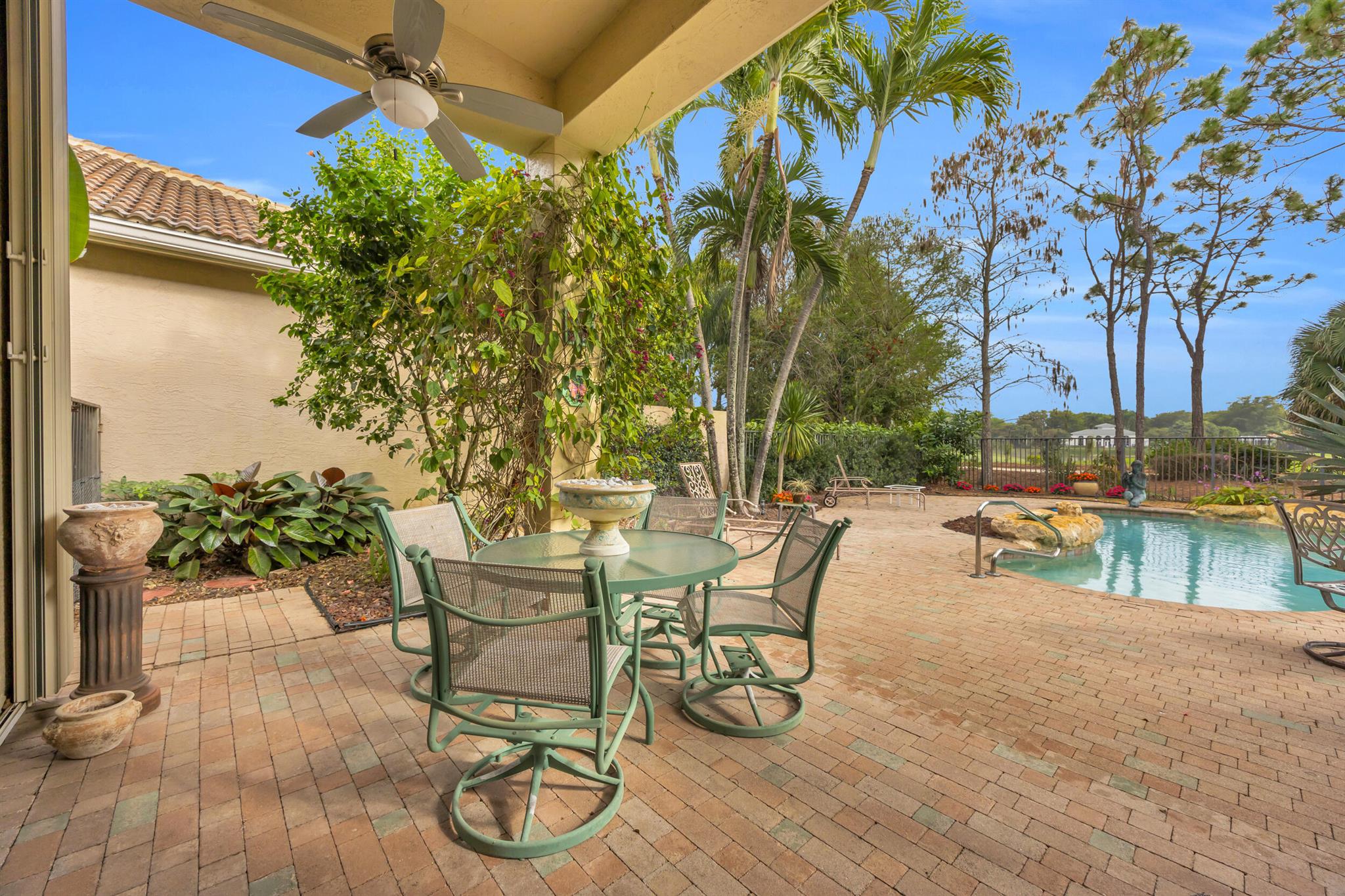 10640 Northgreen Drive