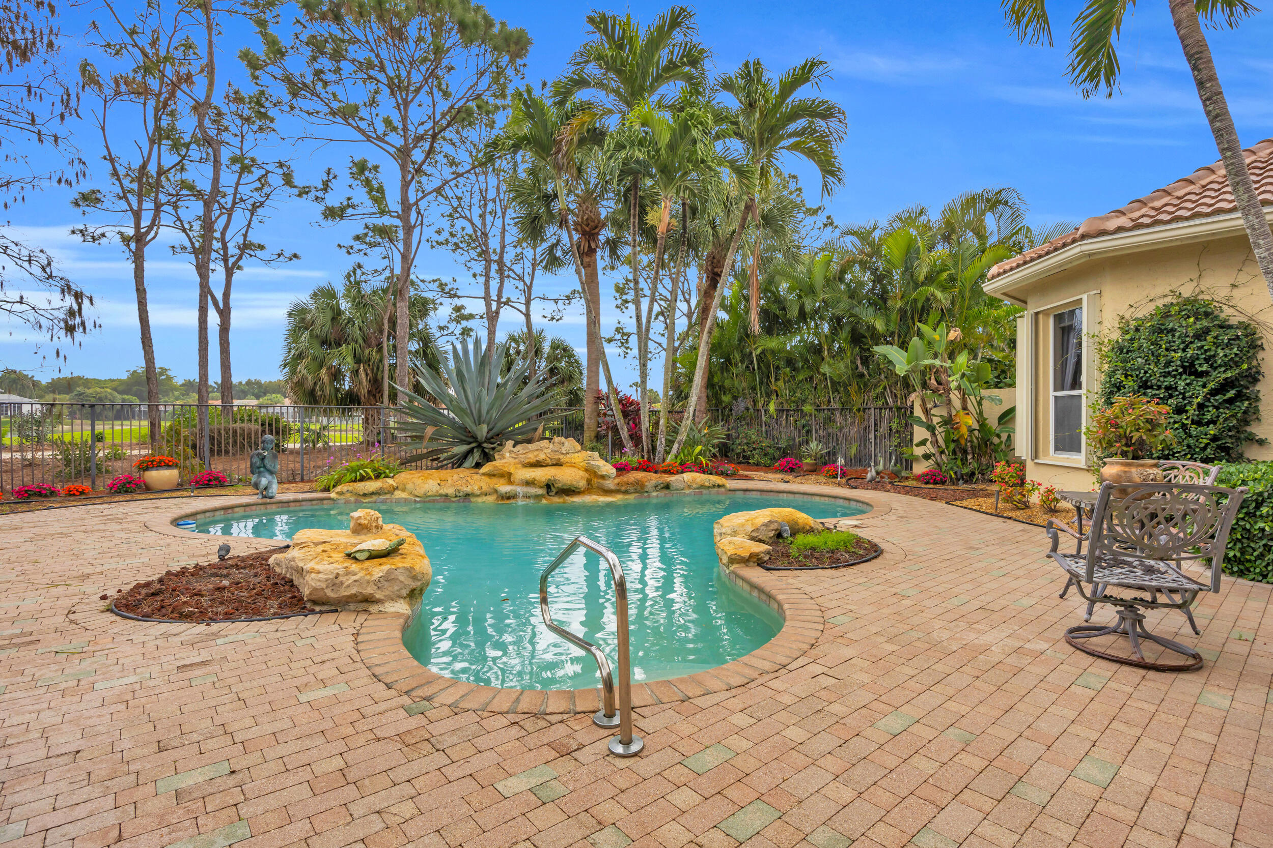 10640 Northgreen Drive