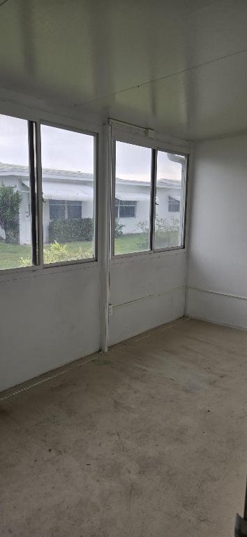 114 Leisureville Boulevard