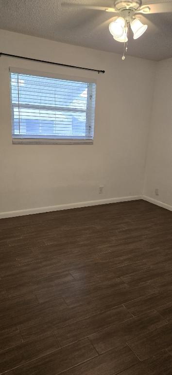 114 Leisureville Boulevard