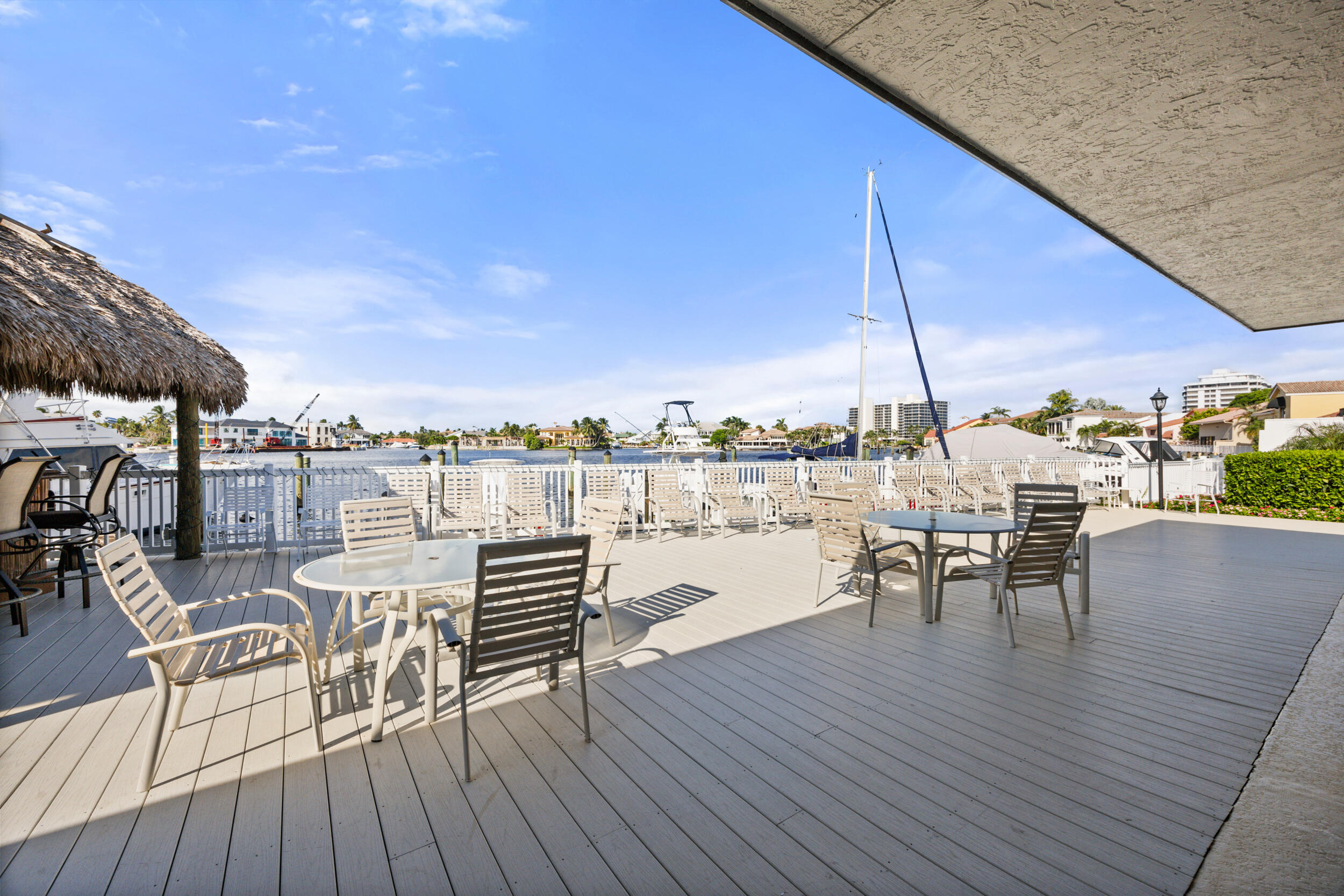 210 Captains Walk 710