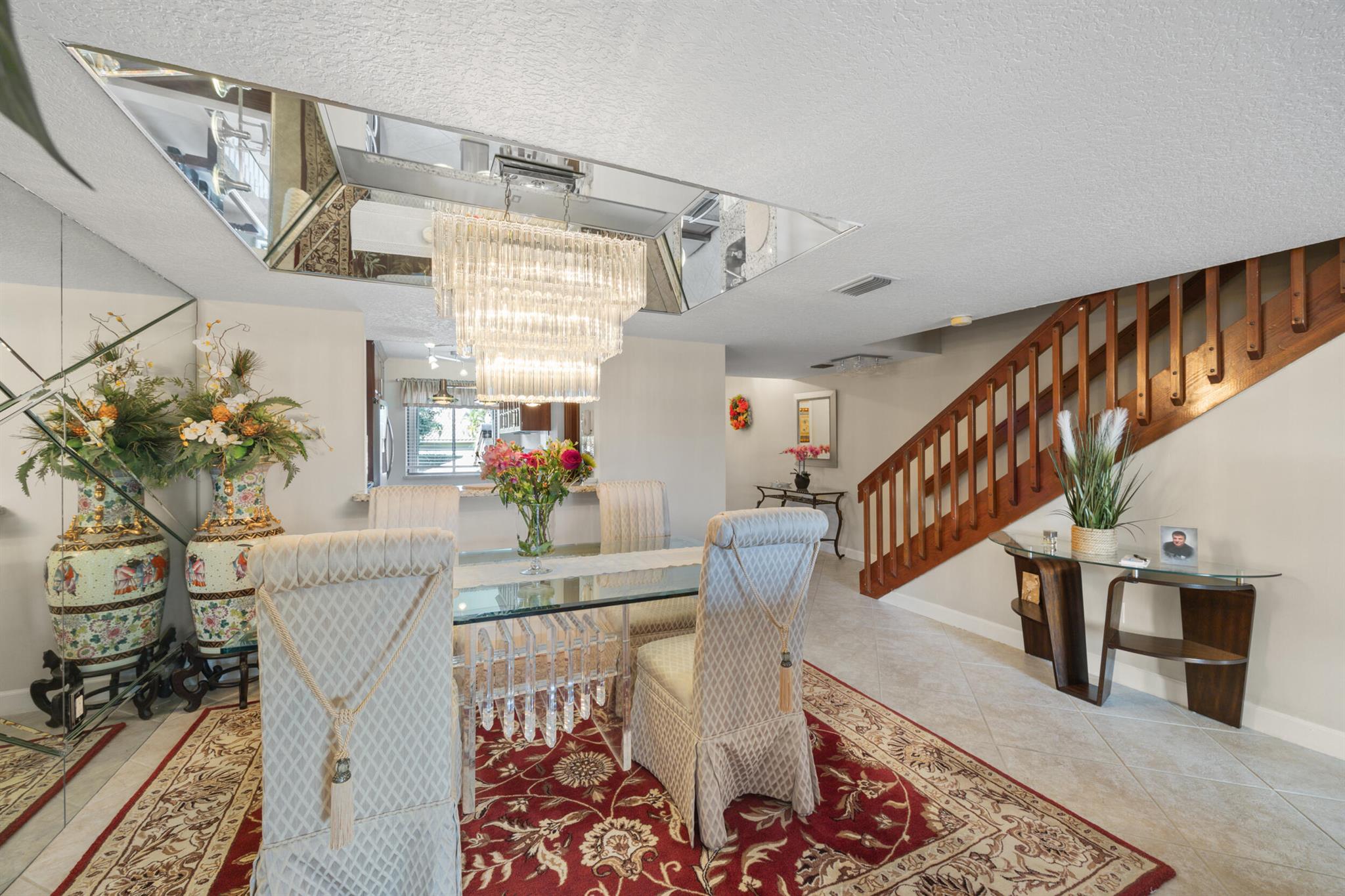 210 Captains Walk 710