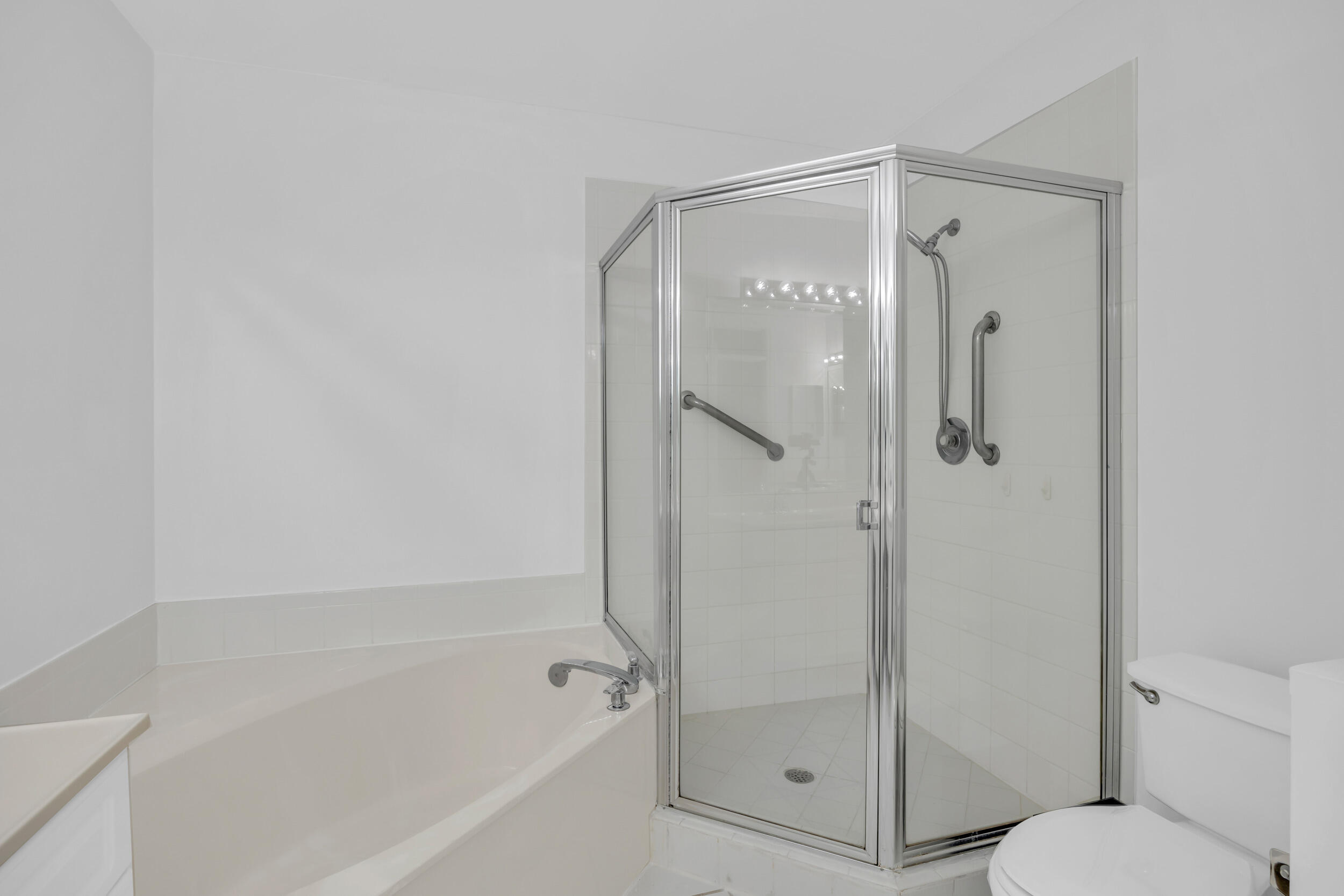 10172 Andover Coach Circle G2