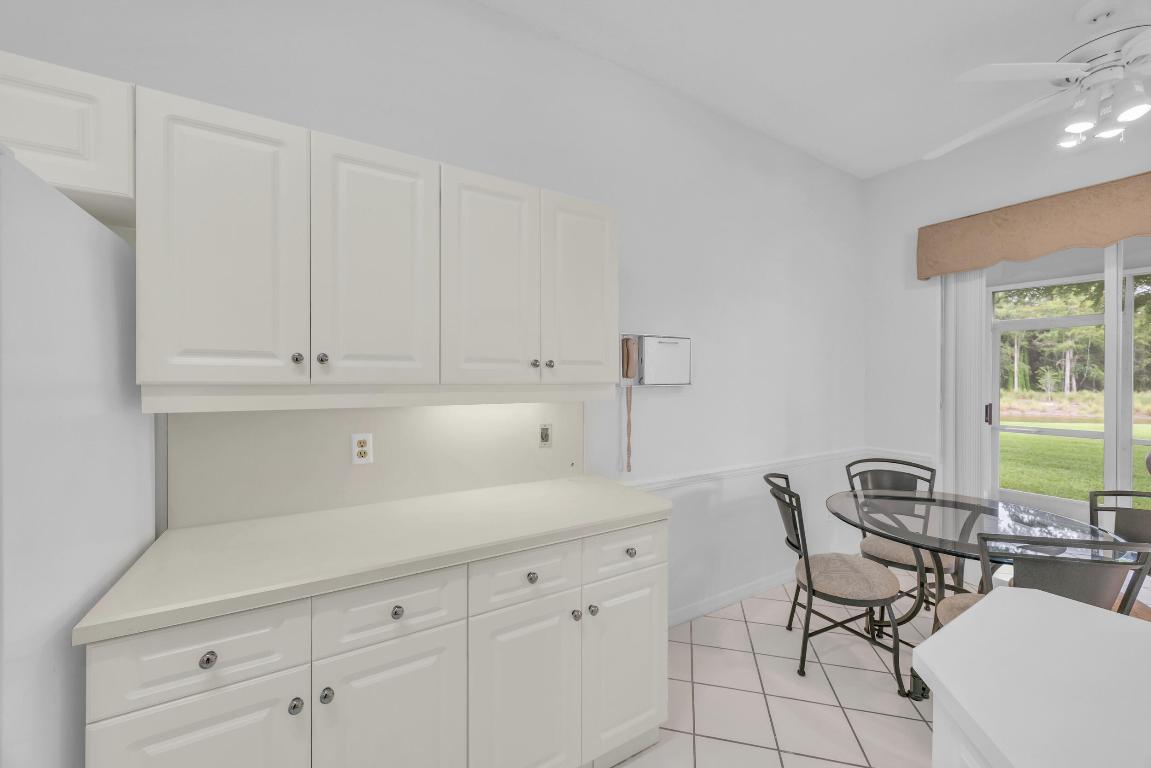 10172 Andover Coach Circle G2